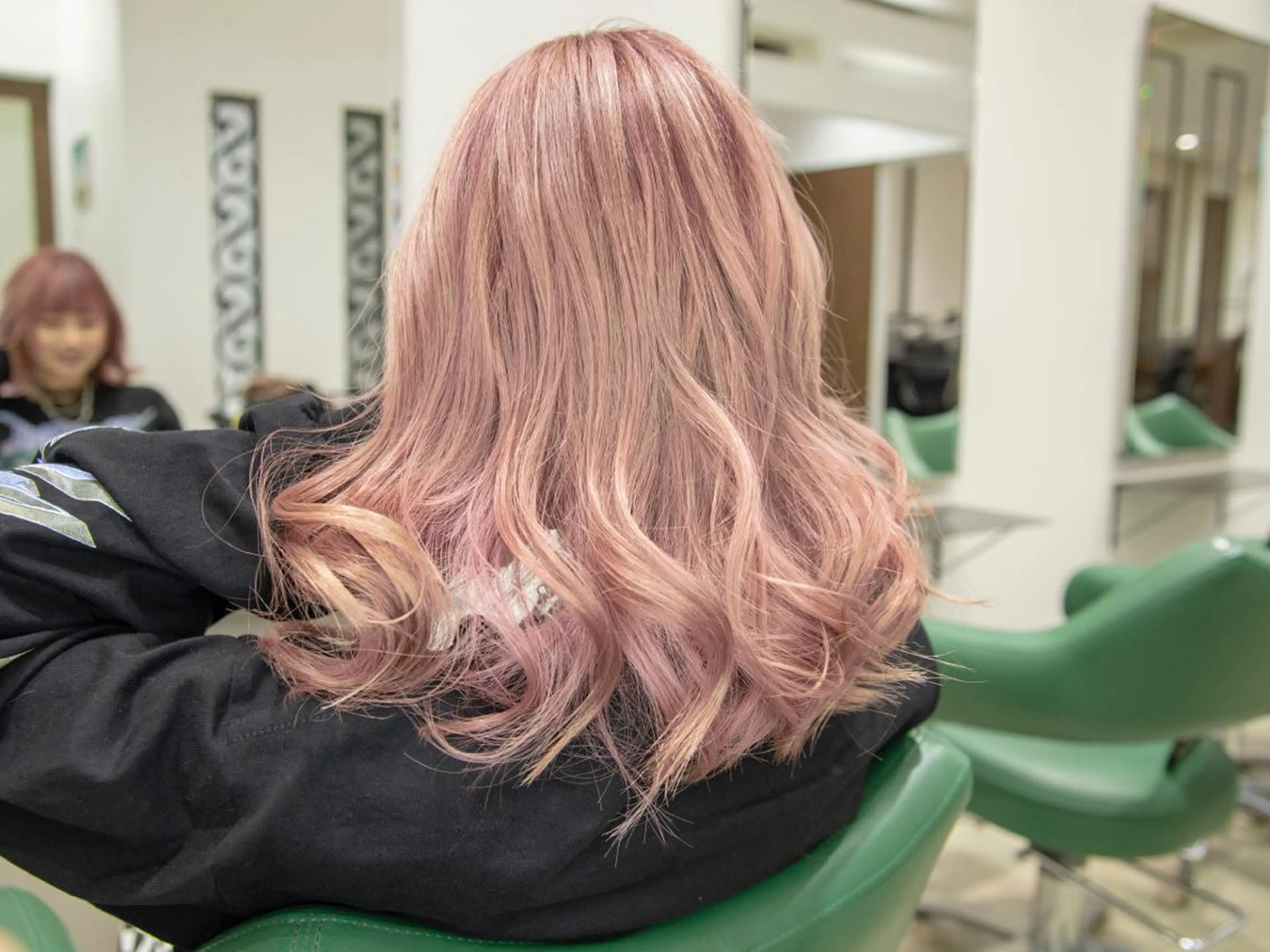 セミロング カラー Re:ta Hair 飯田淳平のヘアスタイル