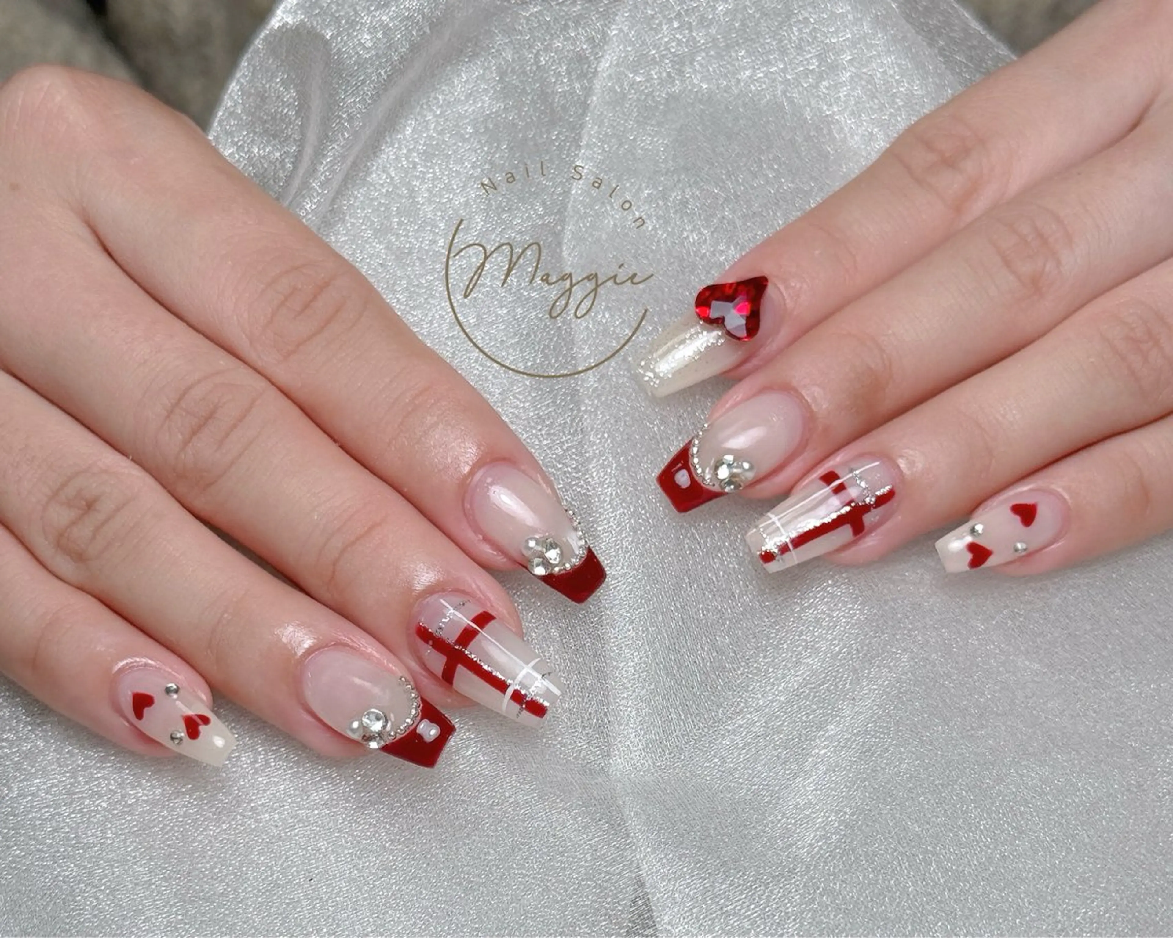 ネイル Maggie Nail🦩のネイルデザイン