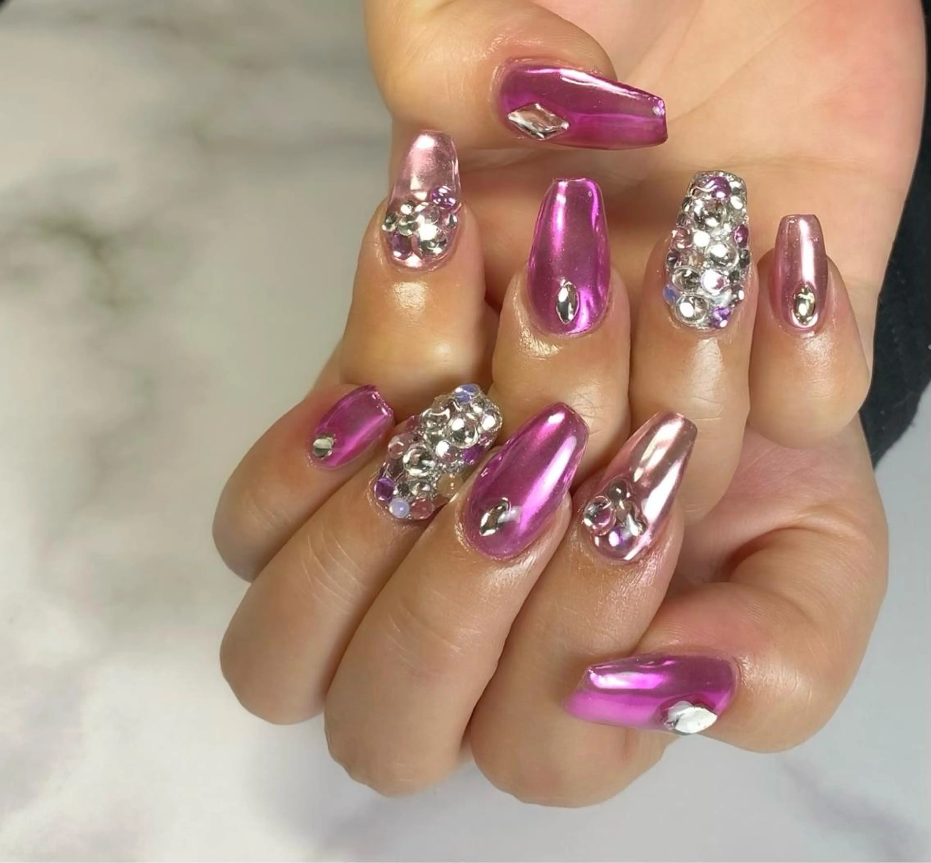 ネイル ミラーネイル ピンク Nail ameria megu所属・ameria meguのネイルデザイン