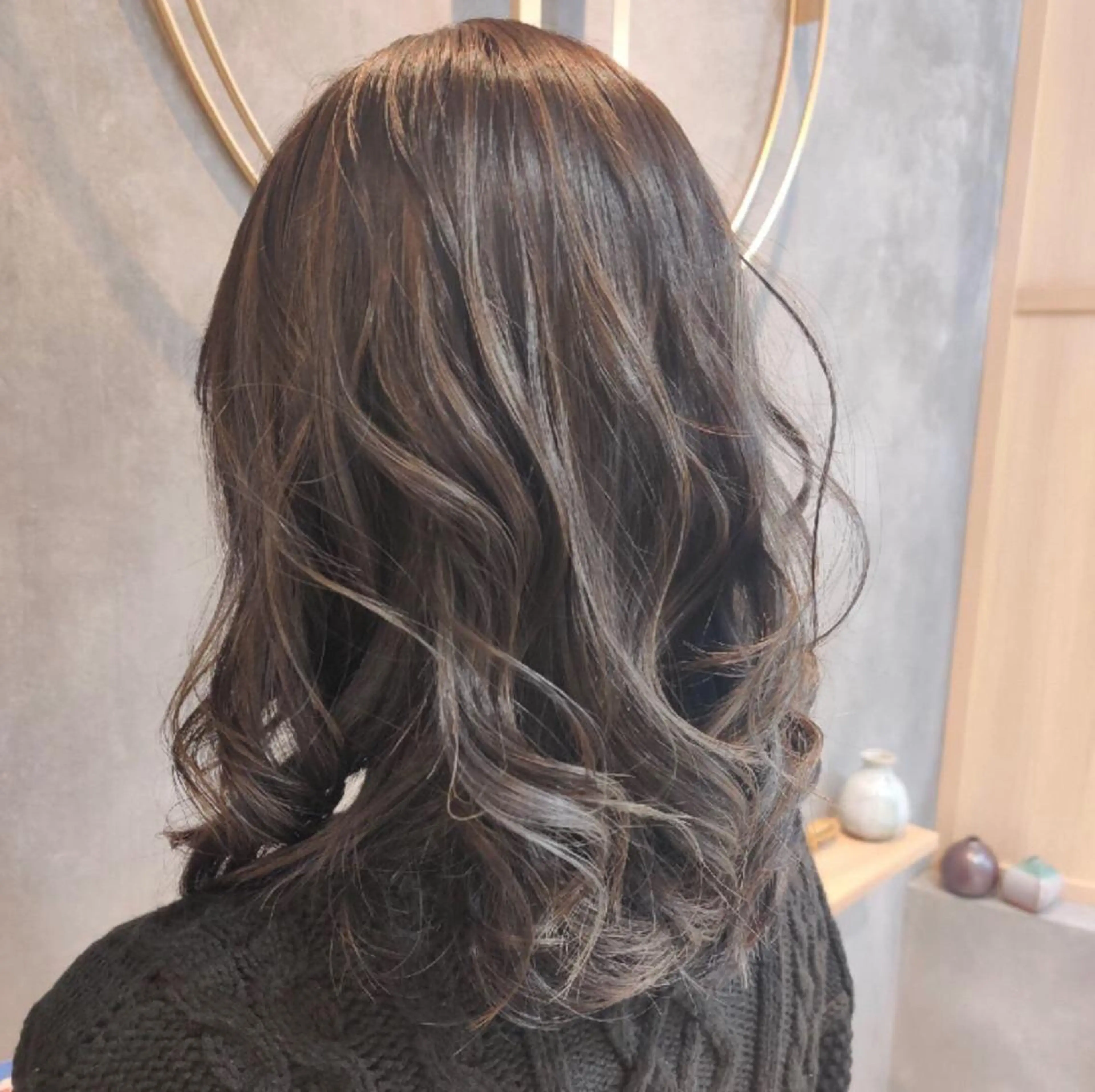 ミディアム カラー 徳光 辰弥のヘアスタイル