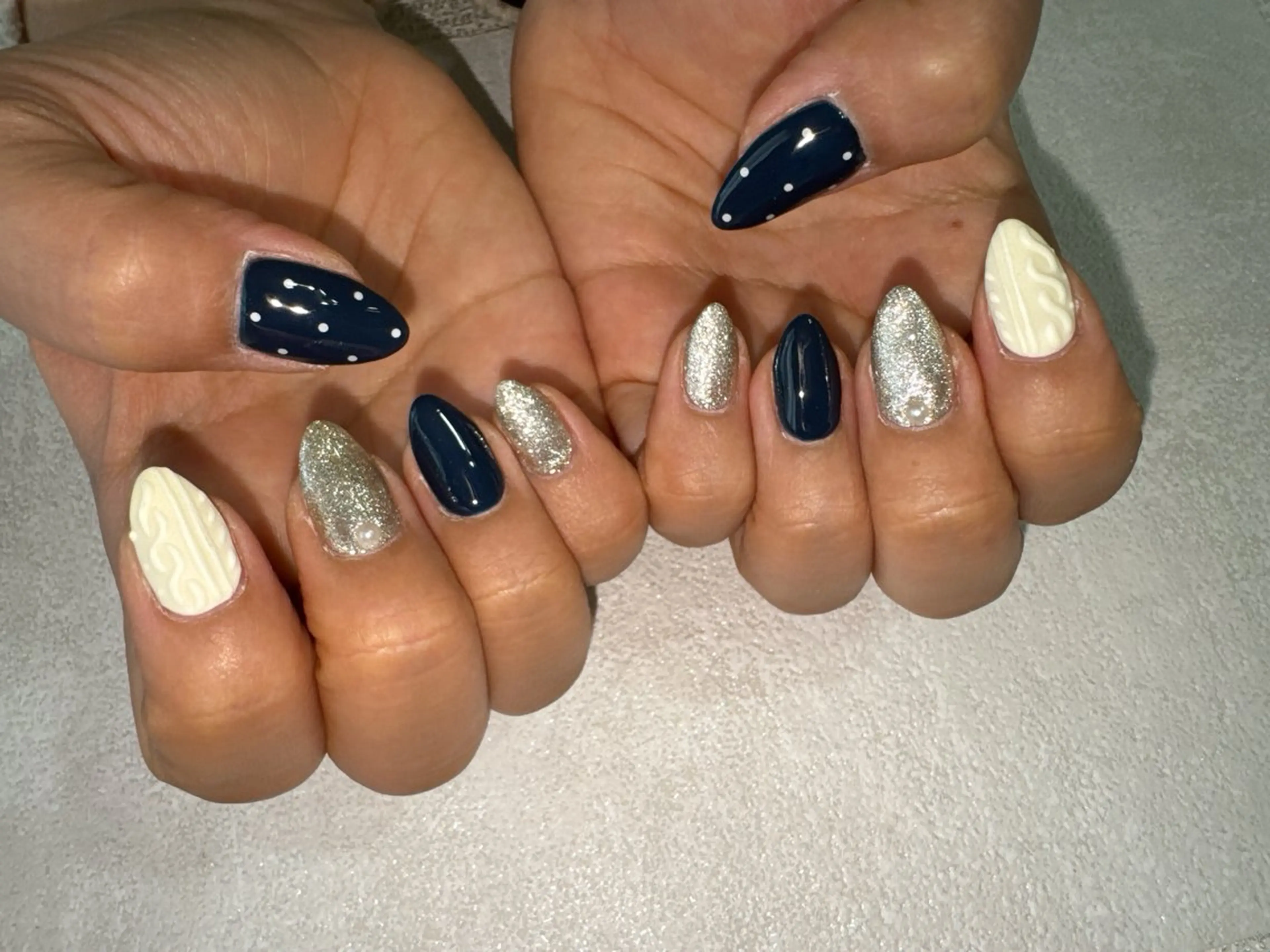 ネイル オーロラネイル フットネイル フレンチネイル ジェルネイル マグネットネイル ハンドネイル kikinail 溝の口のネイルデザイン