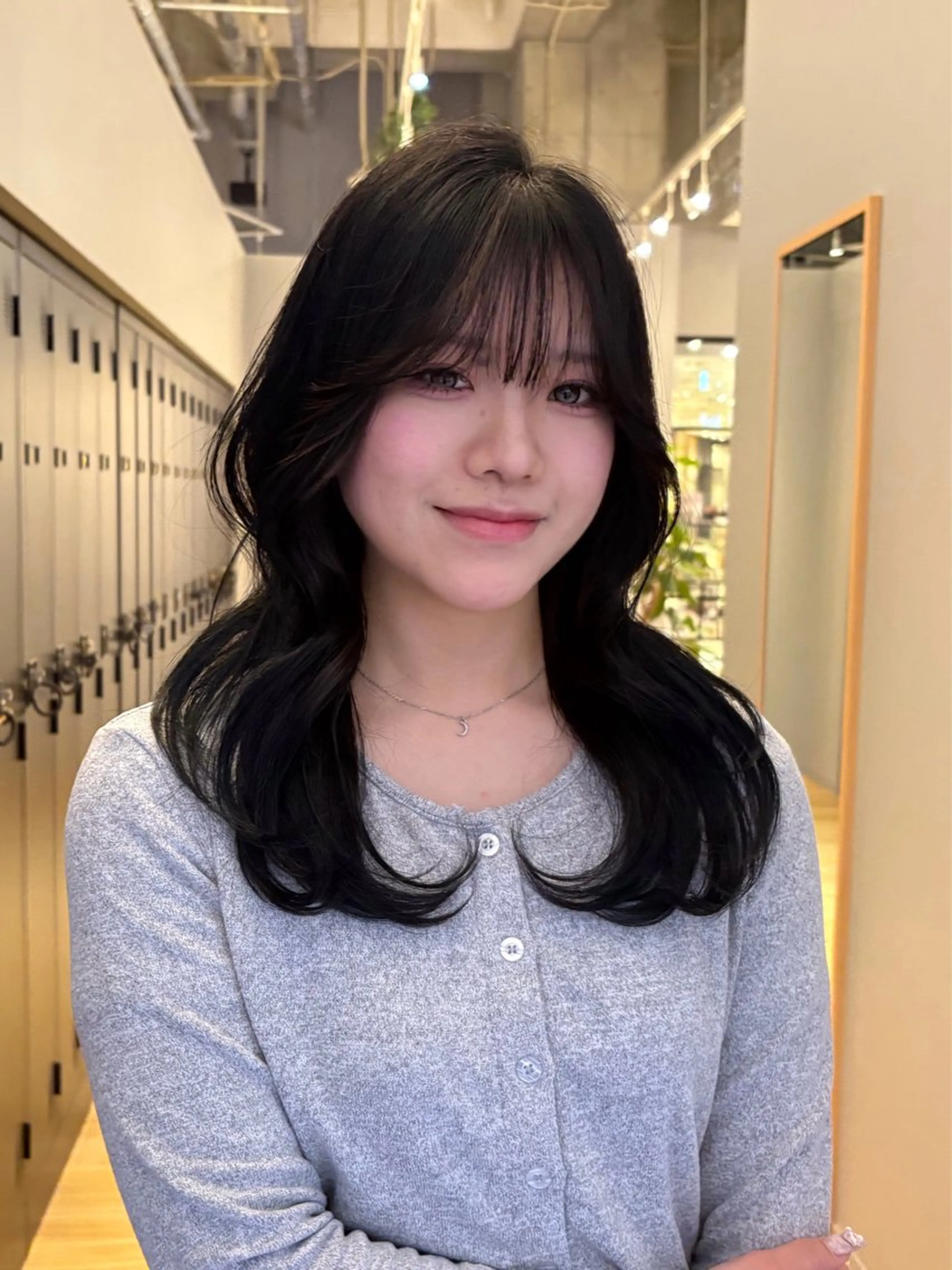 ロング GIEN NU茶屋町+所属・荒金 昴のヘアスタイル