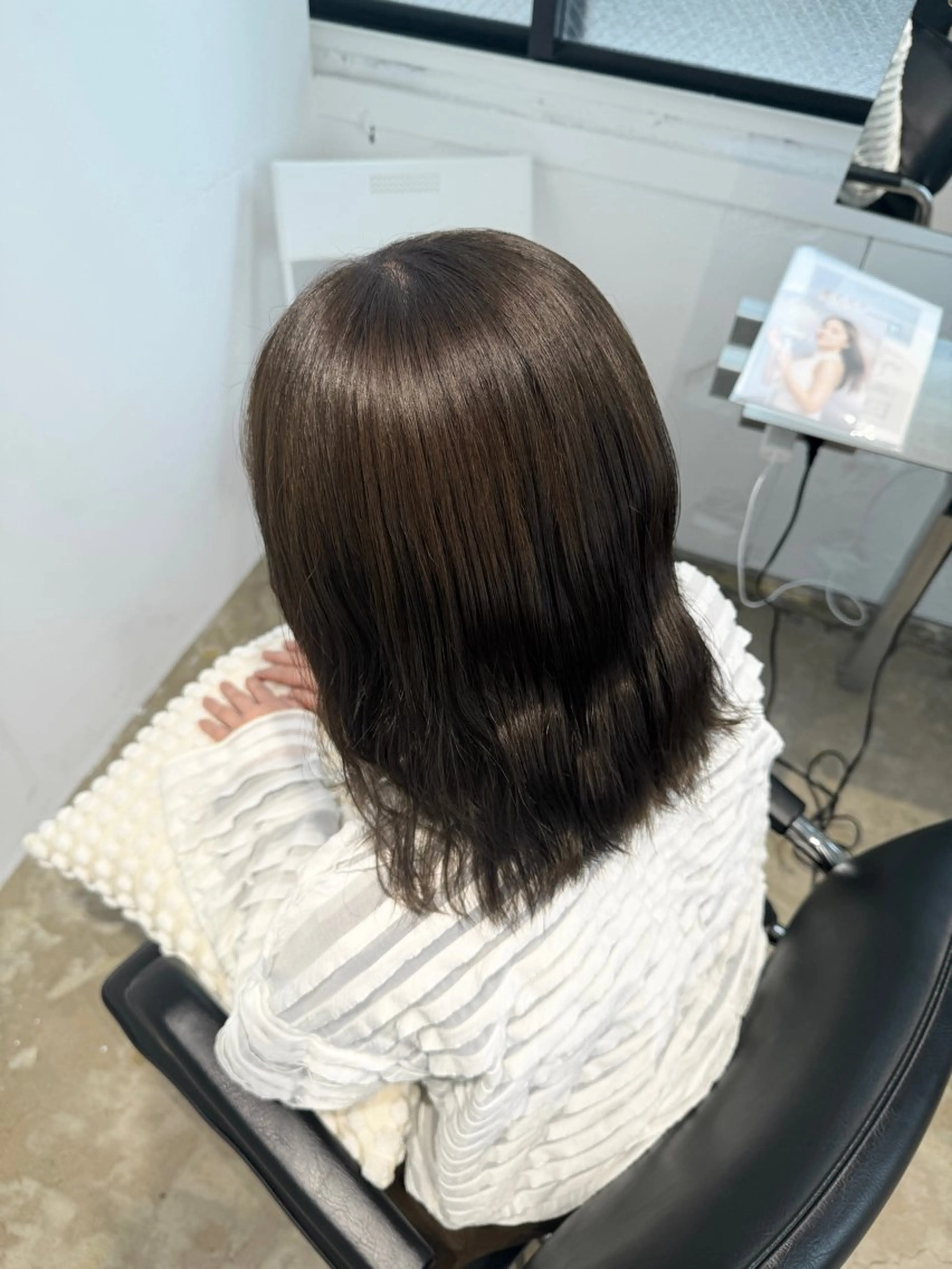 カラー オリーブカラー WARES所属・WARES CHIHIROのヘアスタイル