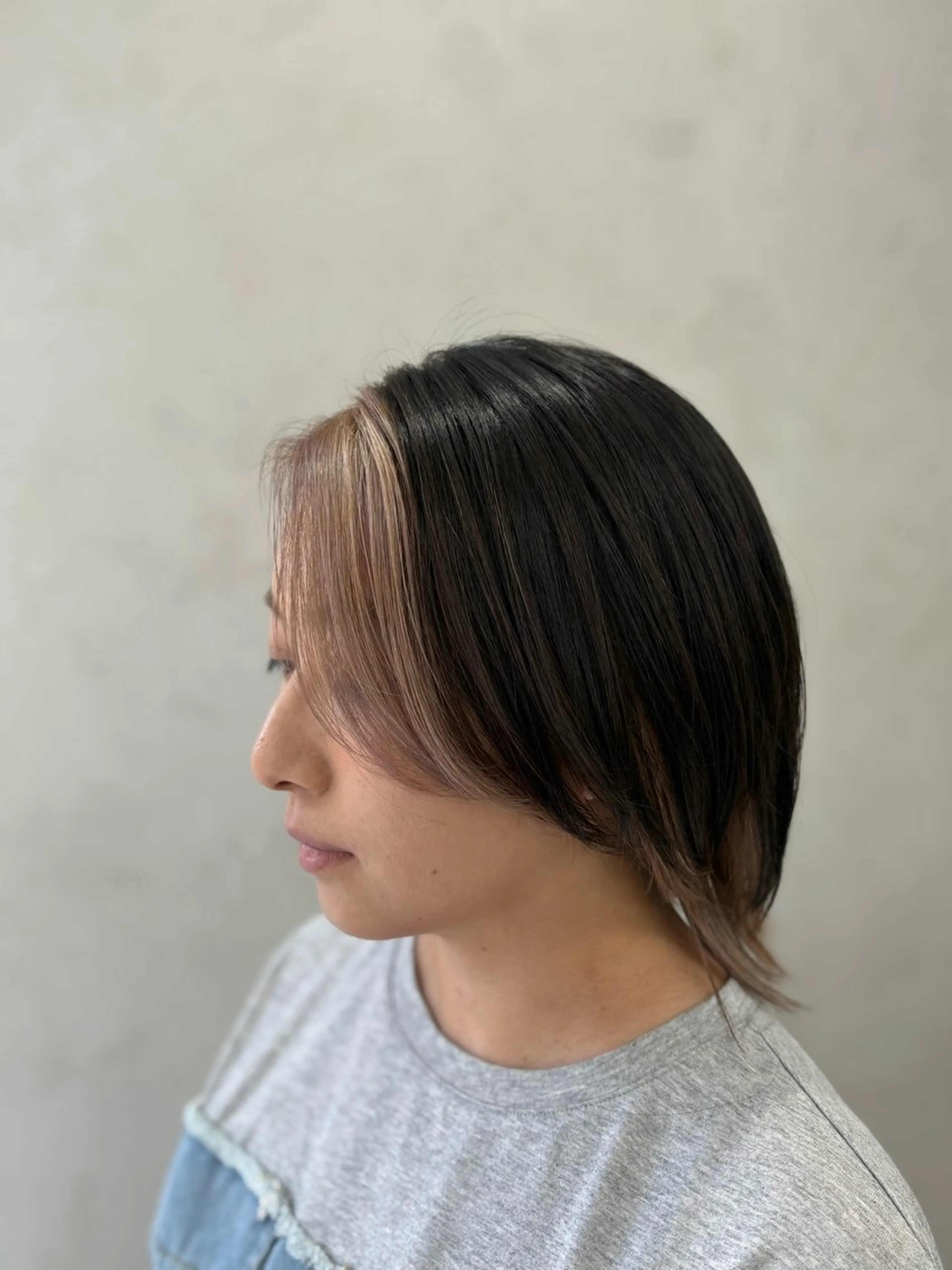 ショート カラー ブリーチなし透明感 カラー✨横山 佳希のヘアスタイル