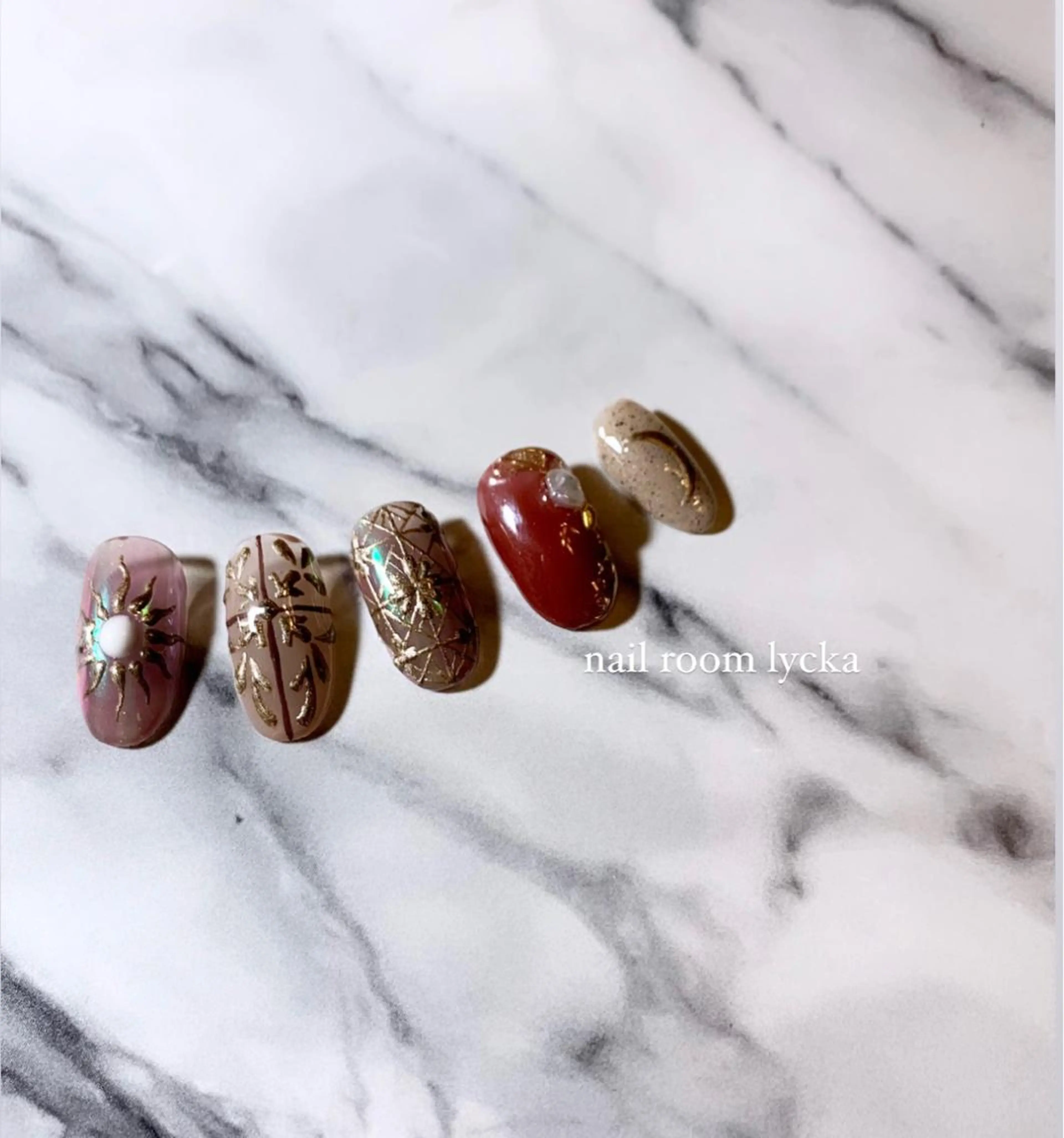 ネイル ﾈｲﾙﾙｰﾑﾘｯｶ 𝐦𝐚𝐲𝐮のネイルデザイン