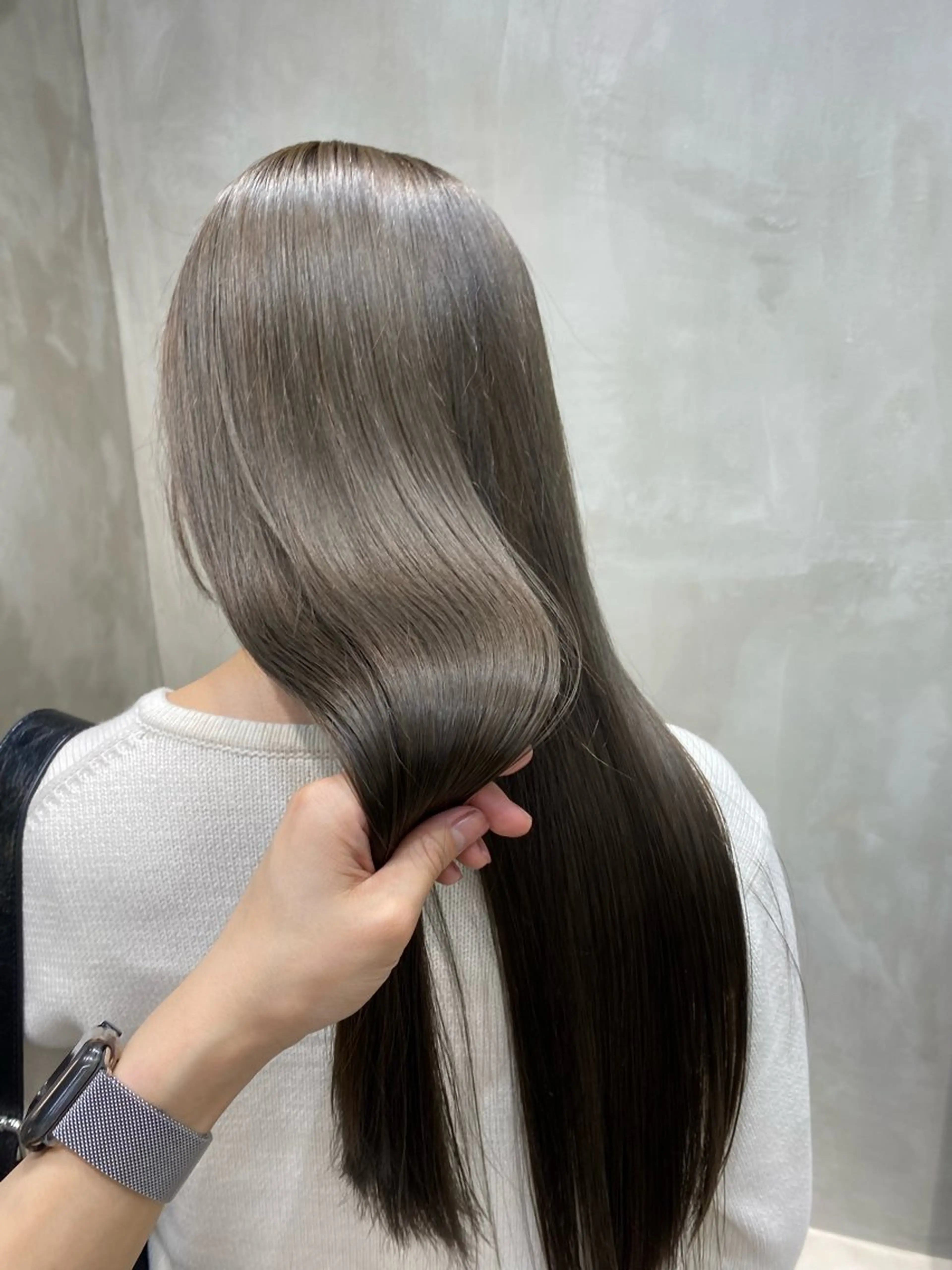 【酸性ストレート】【1日1名様限定】酸性ストレート+濃密トリートメントの写真