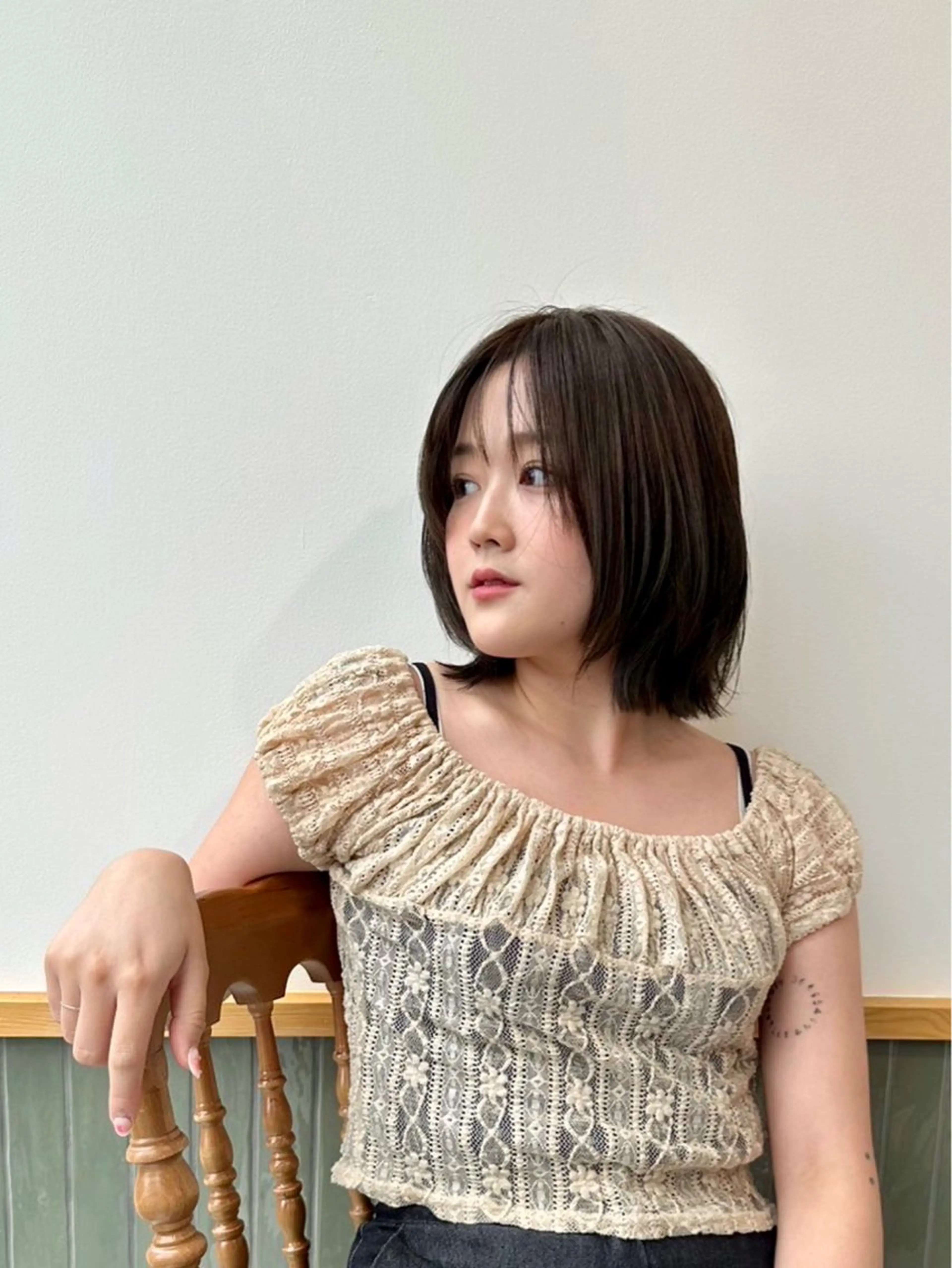 ミディアム カット ヘアカラー トリートメント ブリーチなし/レイヤ ー特化🌈Tommyのヘアスタイル