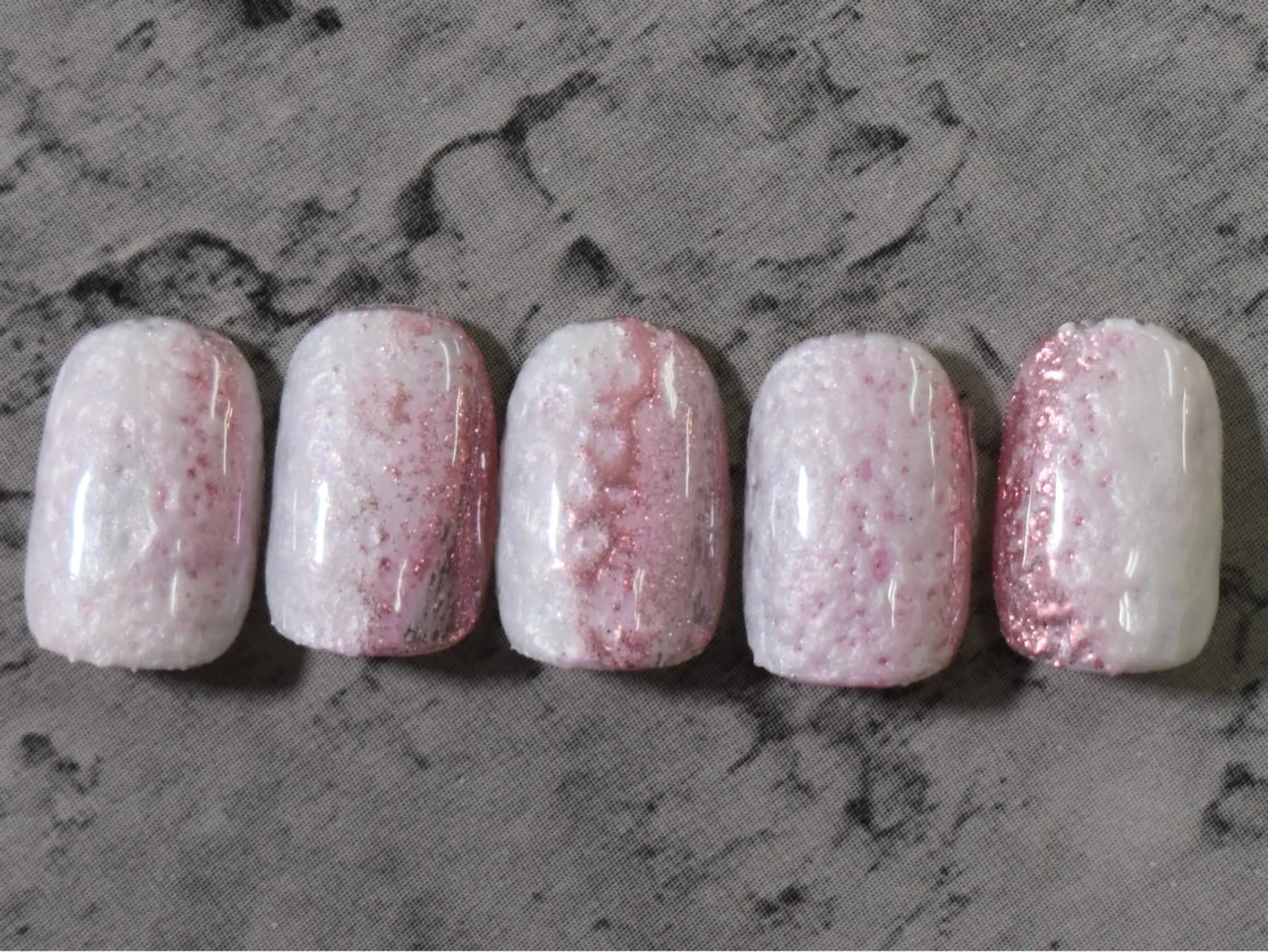 ネイル ニュアンスネイル ハンドネイル 個性派ニュアンス nuts nail所属・【池袋】nuts nail　なつみのネイルデザイン