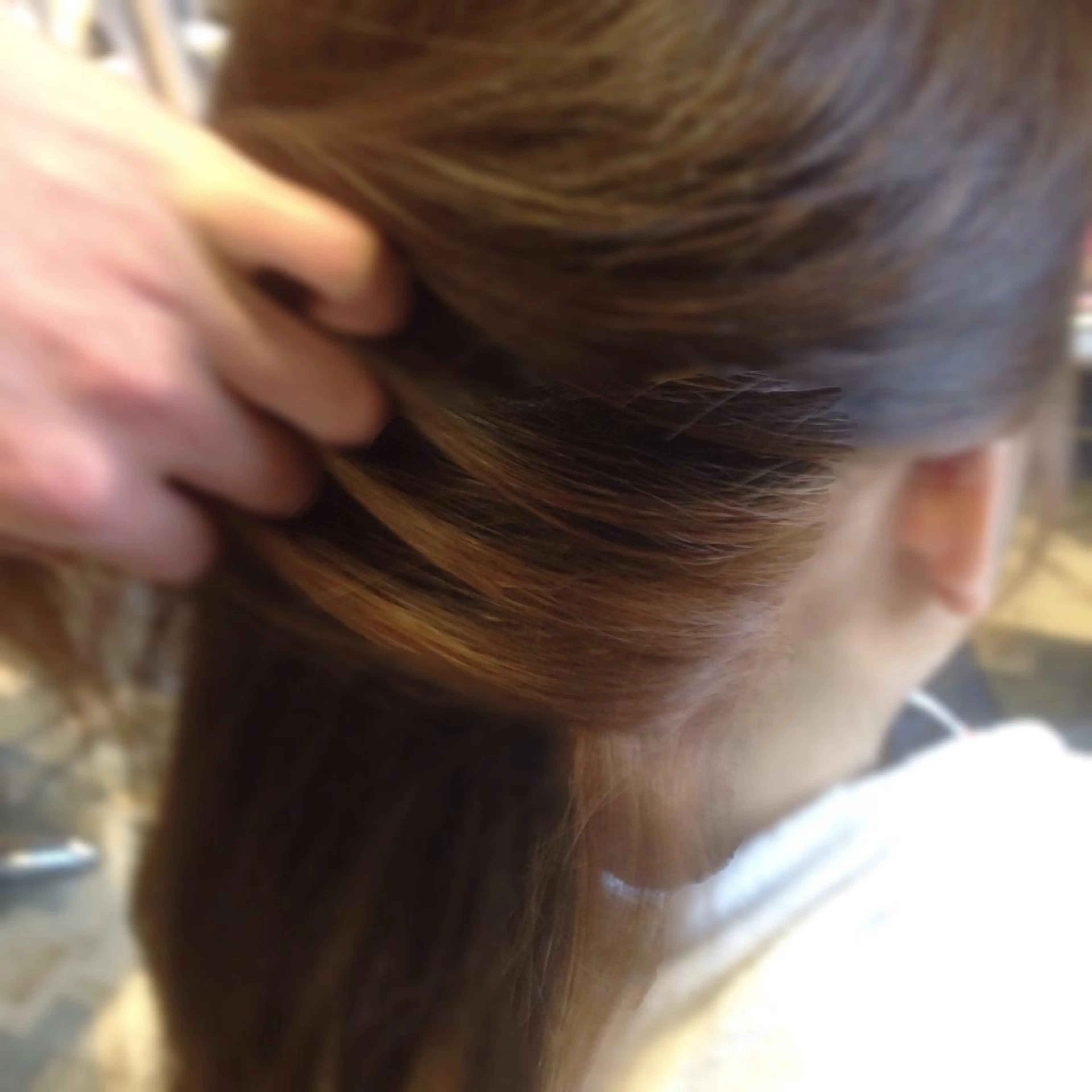 ミディアム カラー ヘアアレンジ インナーカラー yeope所属・ハイトーンカラー ブリーチ専門・天神のヘアスタイル