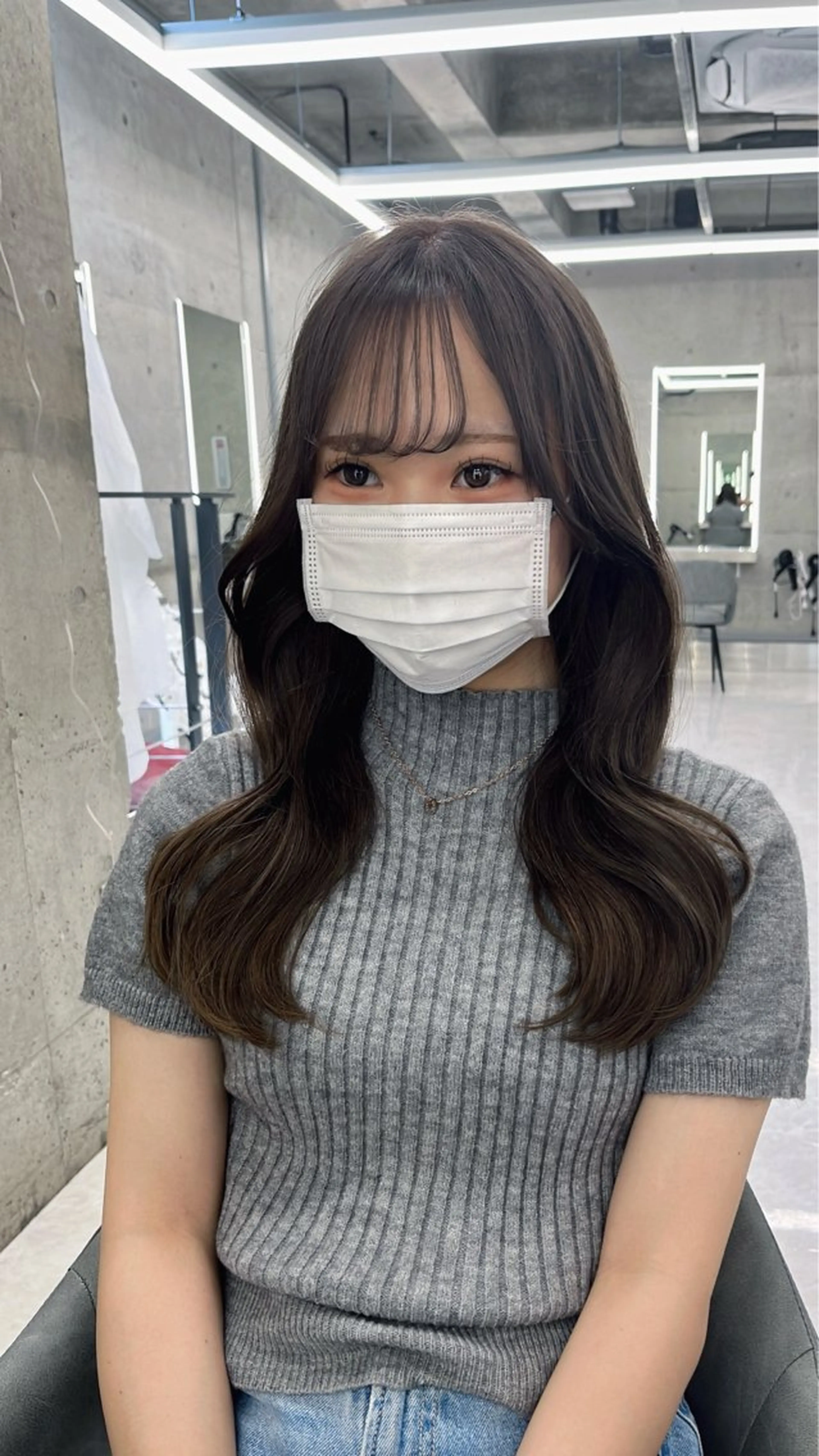 セミロング ハイトーン/心斎橋 🌙イツキのヘアスタイル