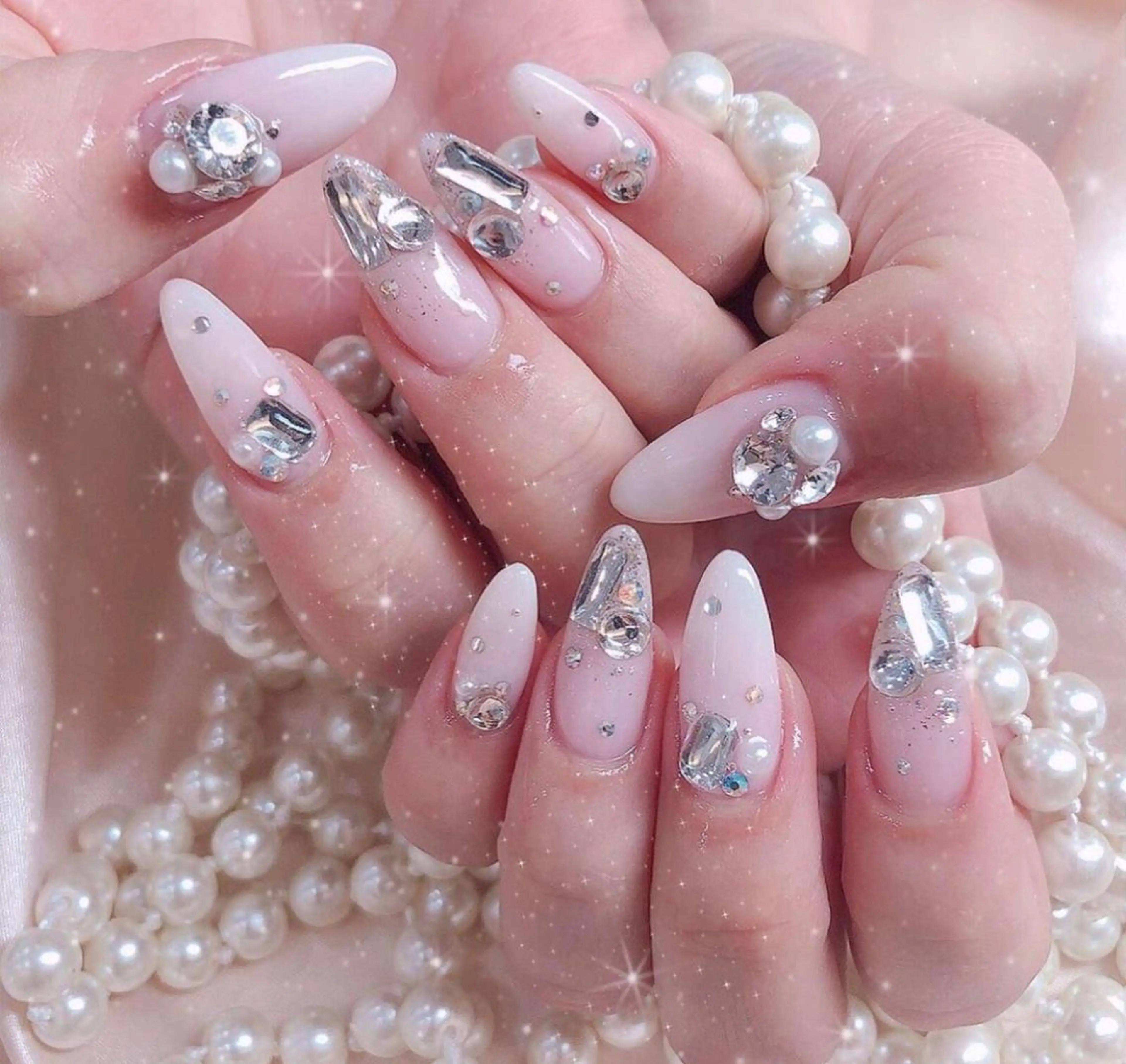 ネイル 大塚眉毛|ハンドケア |肌管理の眉毛・アイブロウイメージ