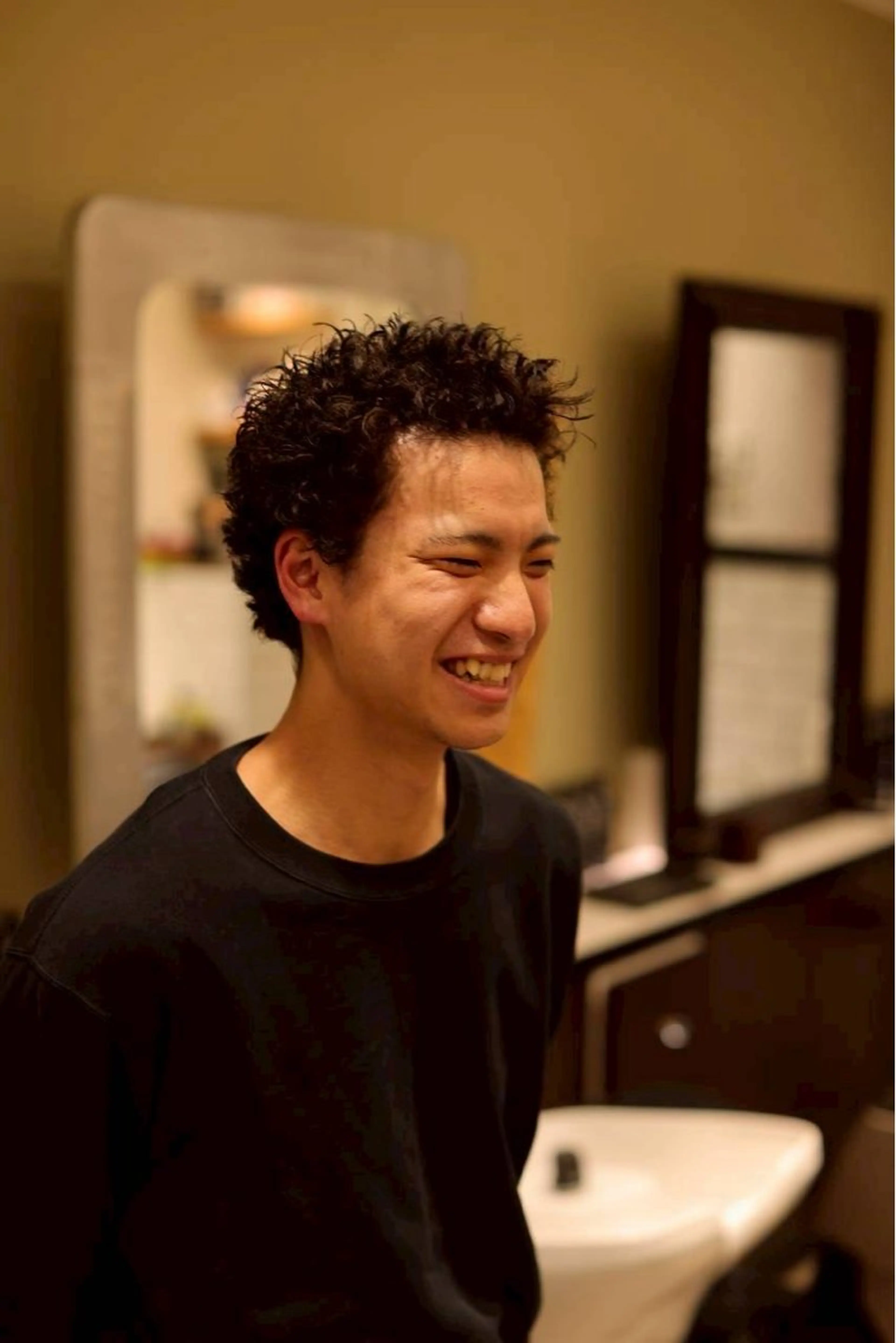 ミディアム パーマ ミディアムパーマ カット パーマ メンズカット✂️/ パーマ🪢/金敷幸作のヘアスタイル