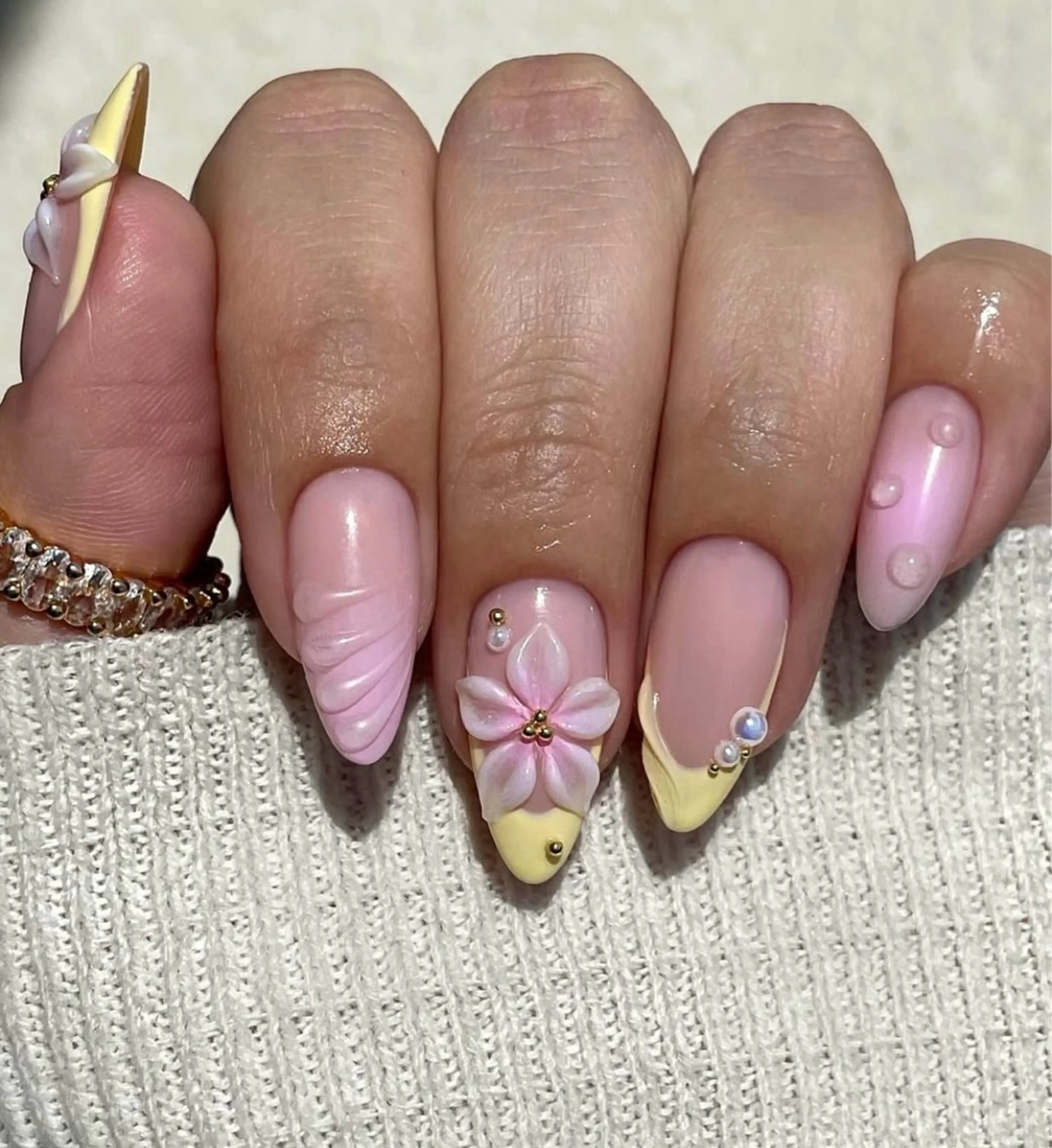 ネイル 長さ出し 持ち込み ネイルチップ ハンドネイル JISOO ANA.CHUOのネイルデザイン