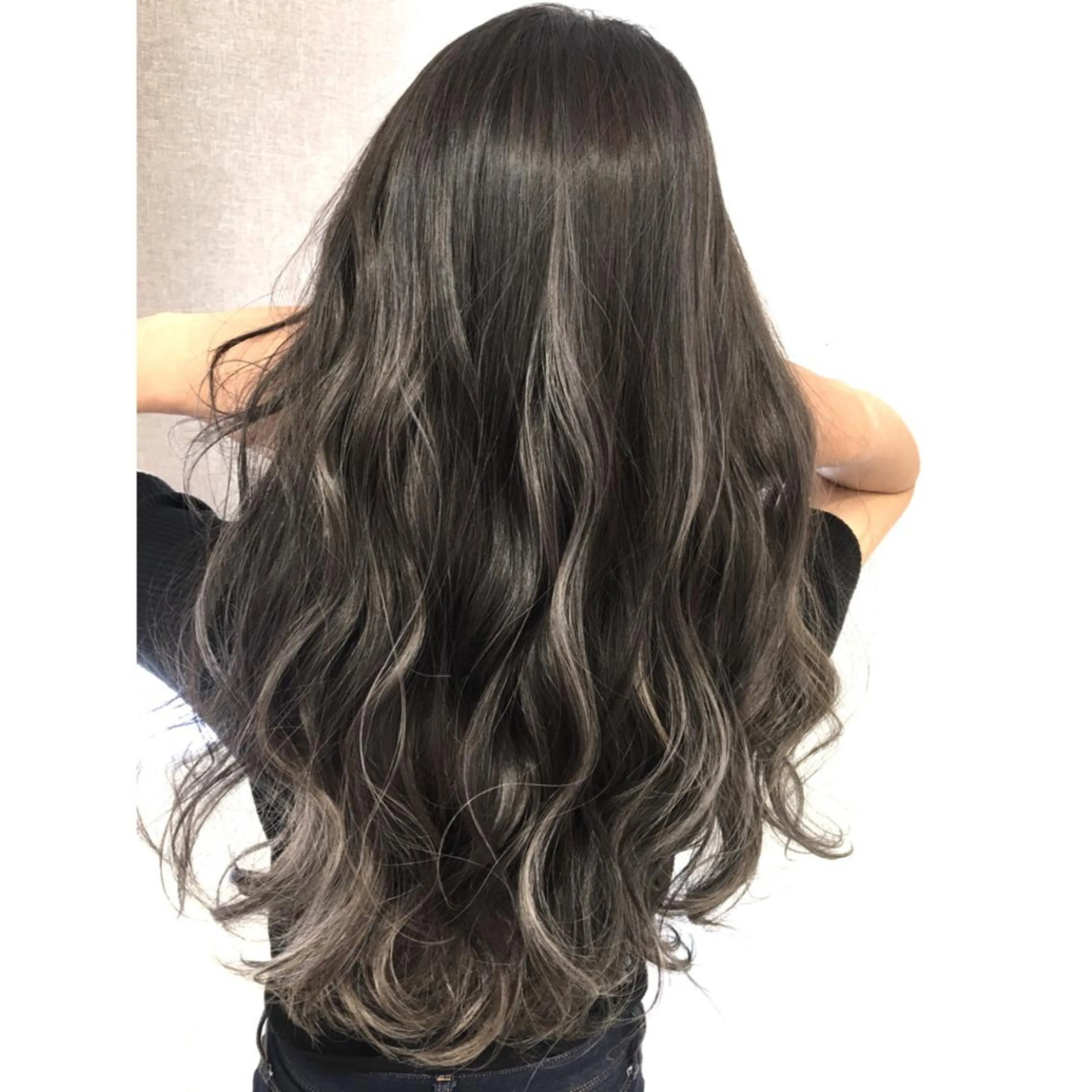 ロング カラー カット ヘアカラー トリートメント 井上 一平のヘアスタイル