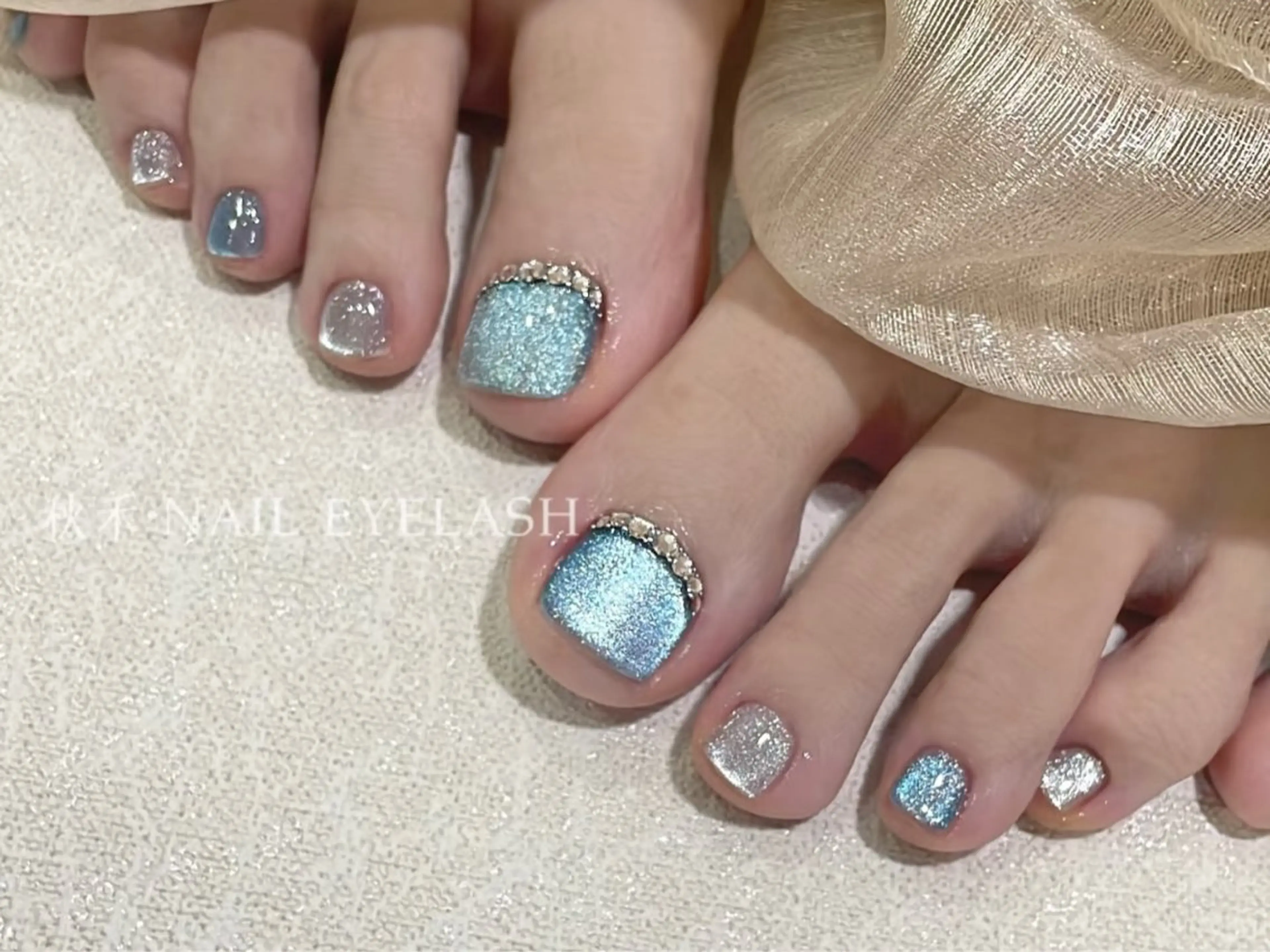 ネイル チークネイル 長さ出し フットネイル フレンチネイル ジェルネイル Enny lovelyのネイルデザイン