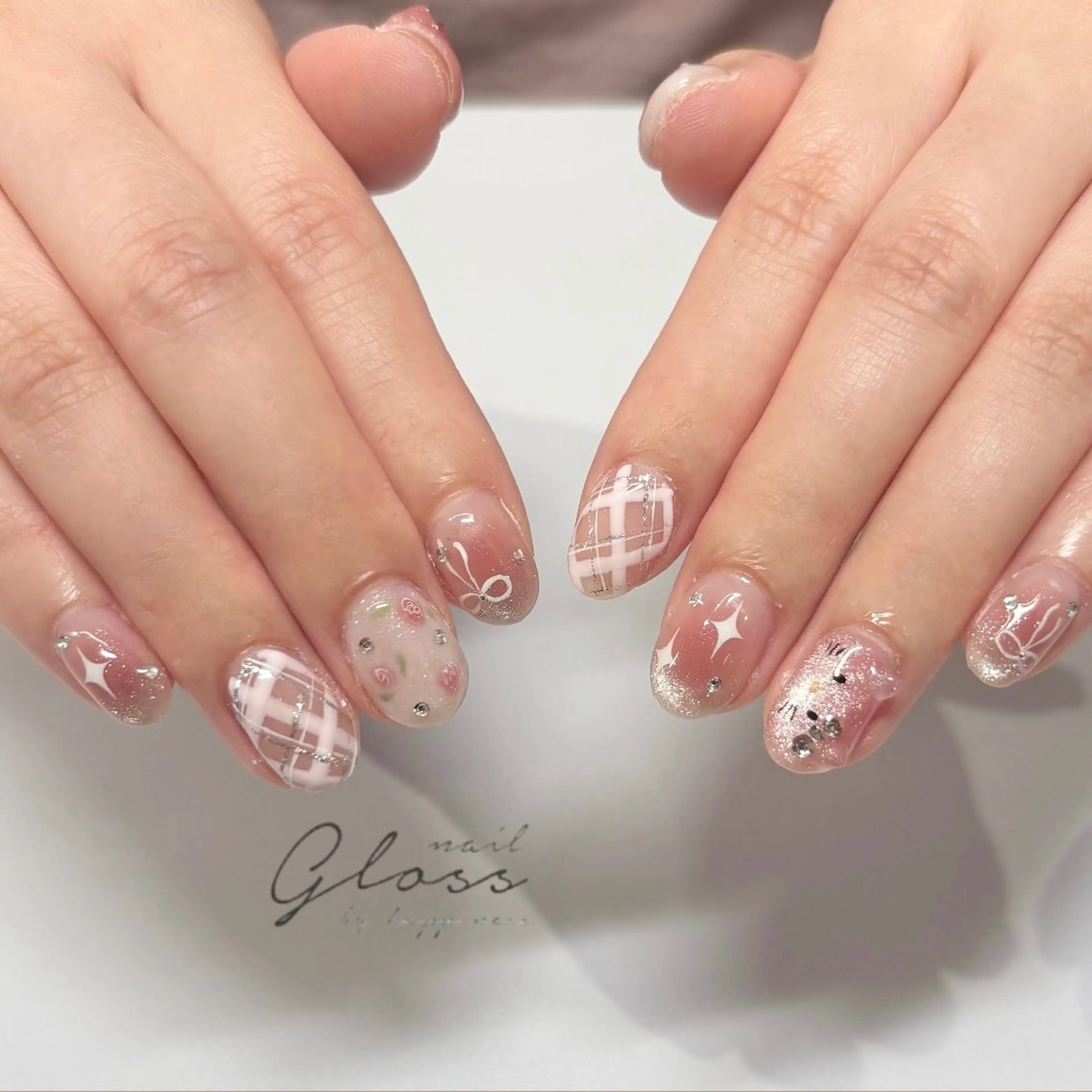 ネイル ハンドネイル 吉川明花 【パラジェル専門店】のネイルデザイン