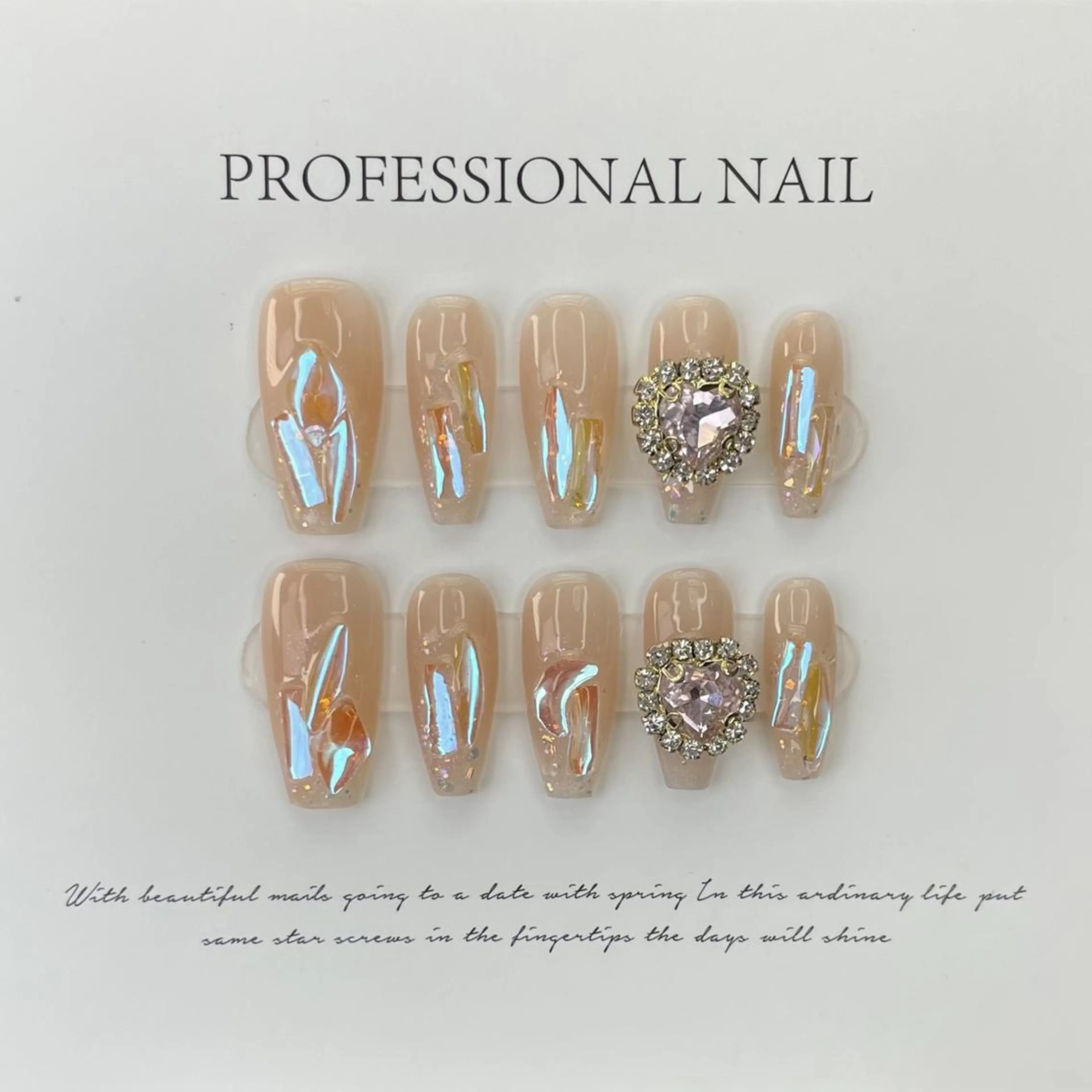 ネイル Yui 🧀のネイルデザイン