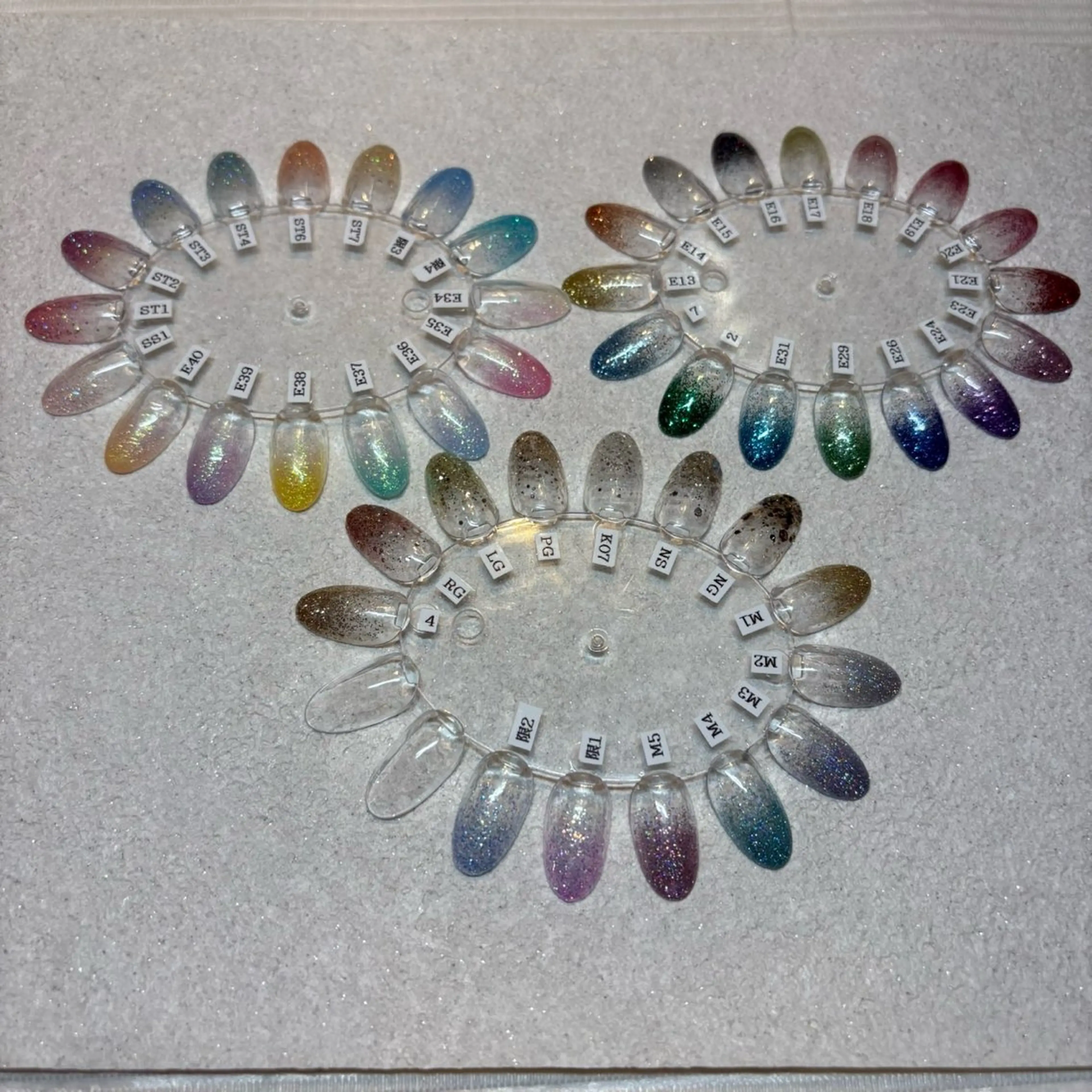 ネイル グラデーション ラメ(グリッター) ラメグラデーション LyricNail本八幡店【リリックネイル】所属・本八幡駅 yukaのネイルデザイン