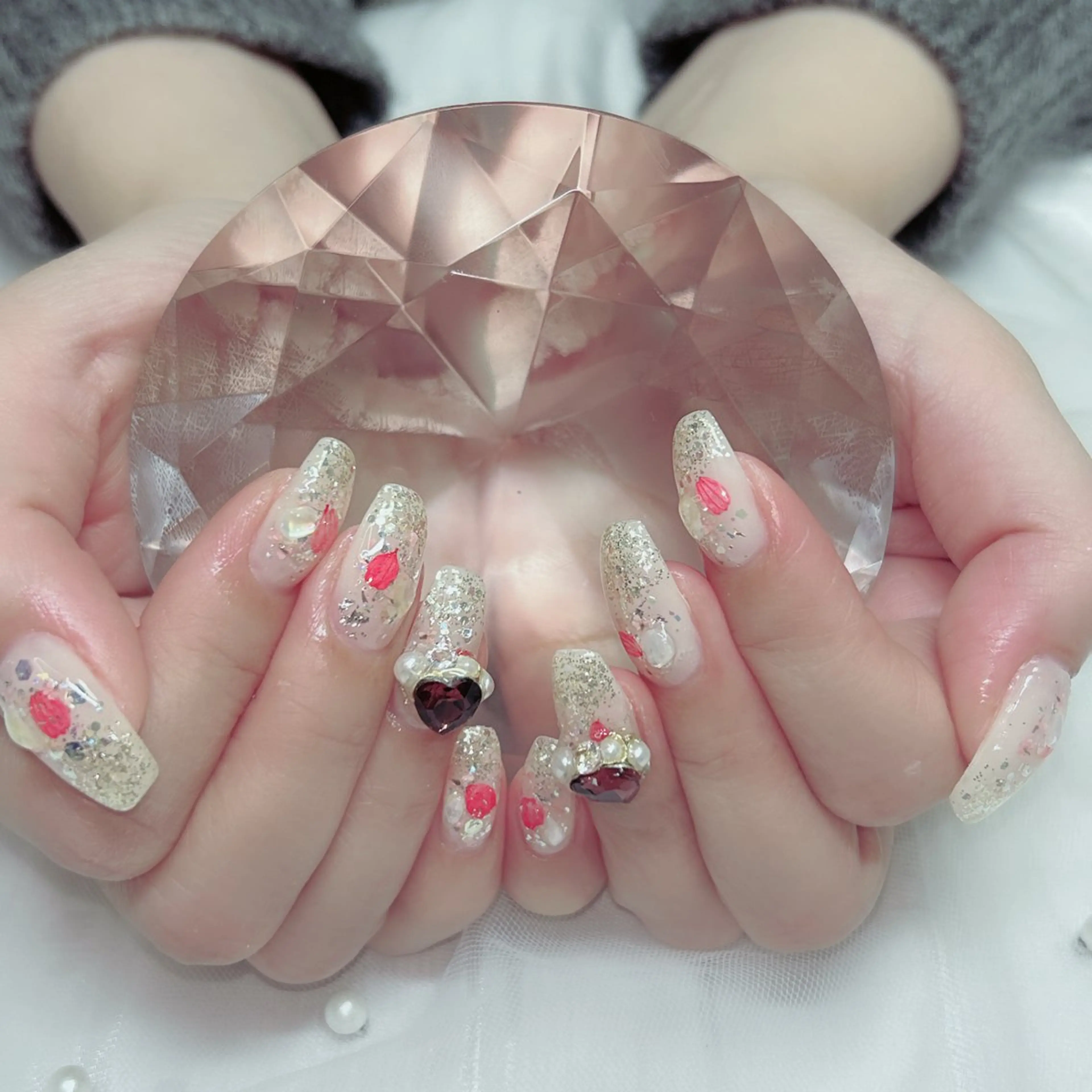 ネイル アートネイル ジェルネイル ハート キラキラネイル 韓国ネイル ハンドネイル Cute Tips nailのネイルデザイン