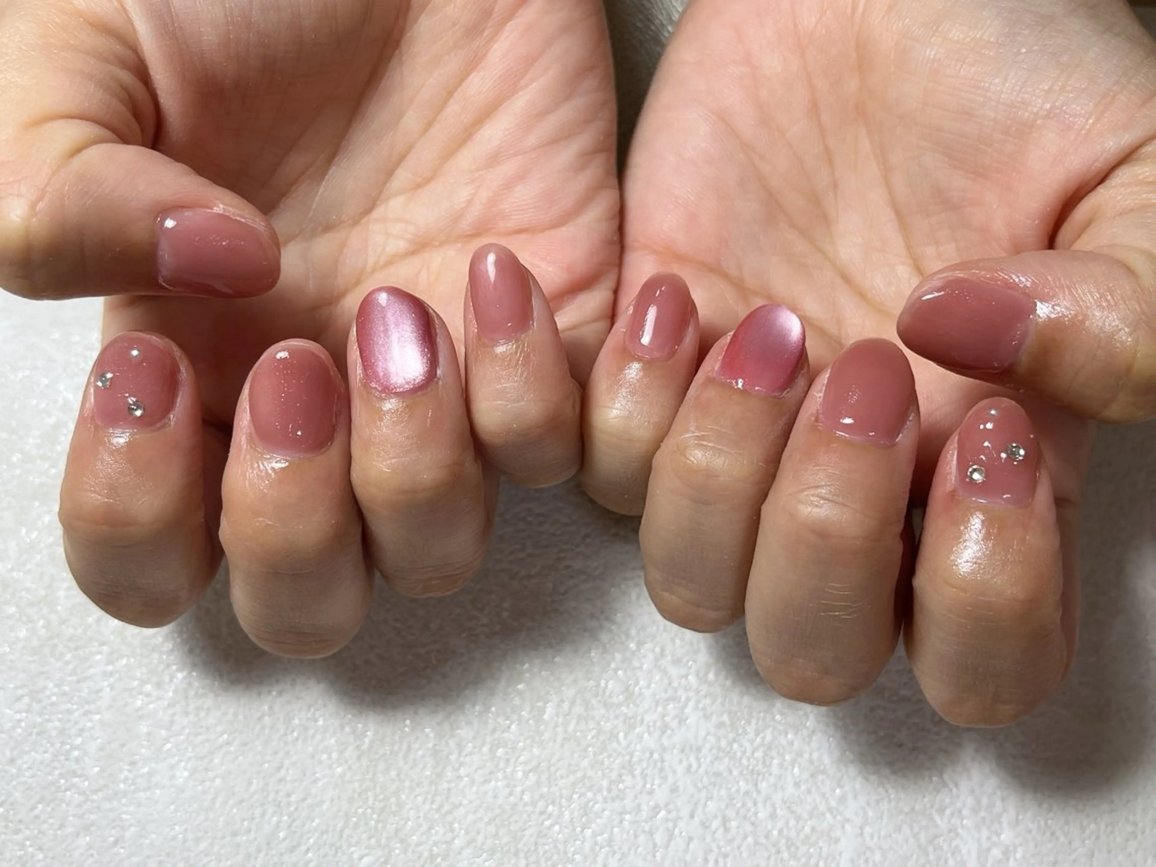 ネイル オーロラネイル フットネイル フレンチネイル ジェルネイル マグネットネイル ハンドネイル Mogu nail 二子玉川のネイルデザイン