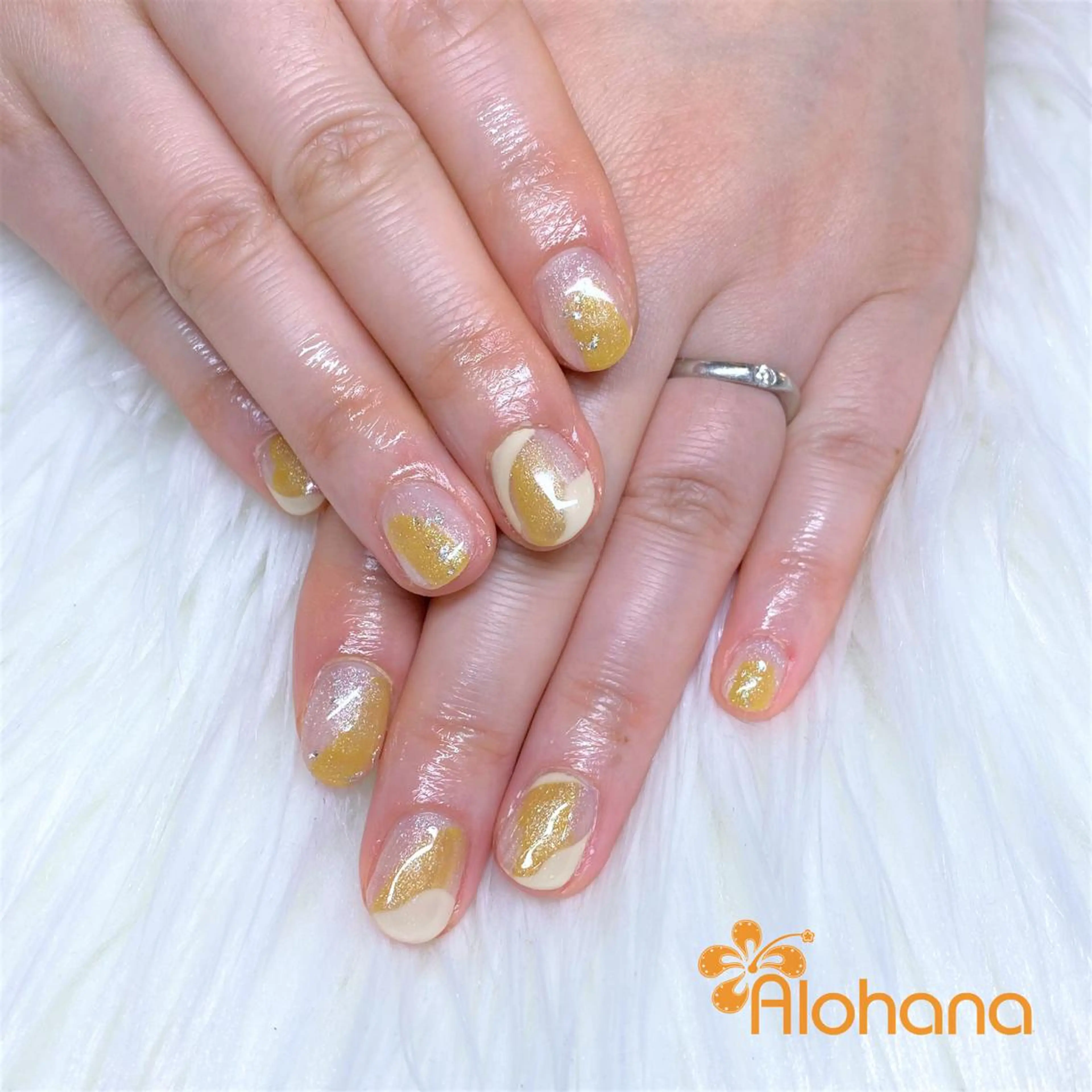 ネイル ニュアンスネイル ハンドネイル Alohana所属・Alohana Minaのネイルデザイン