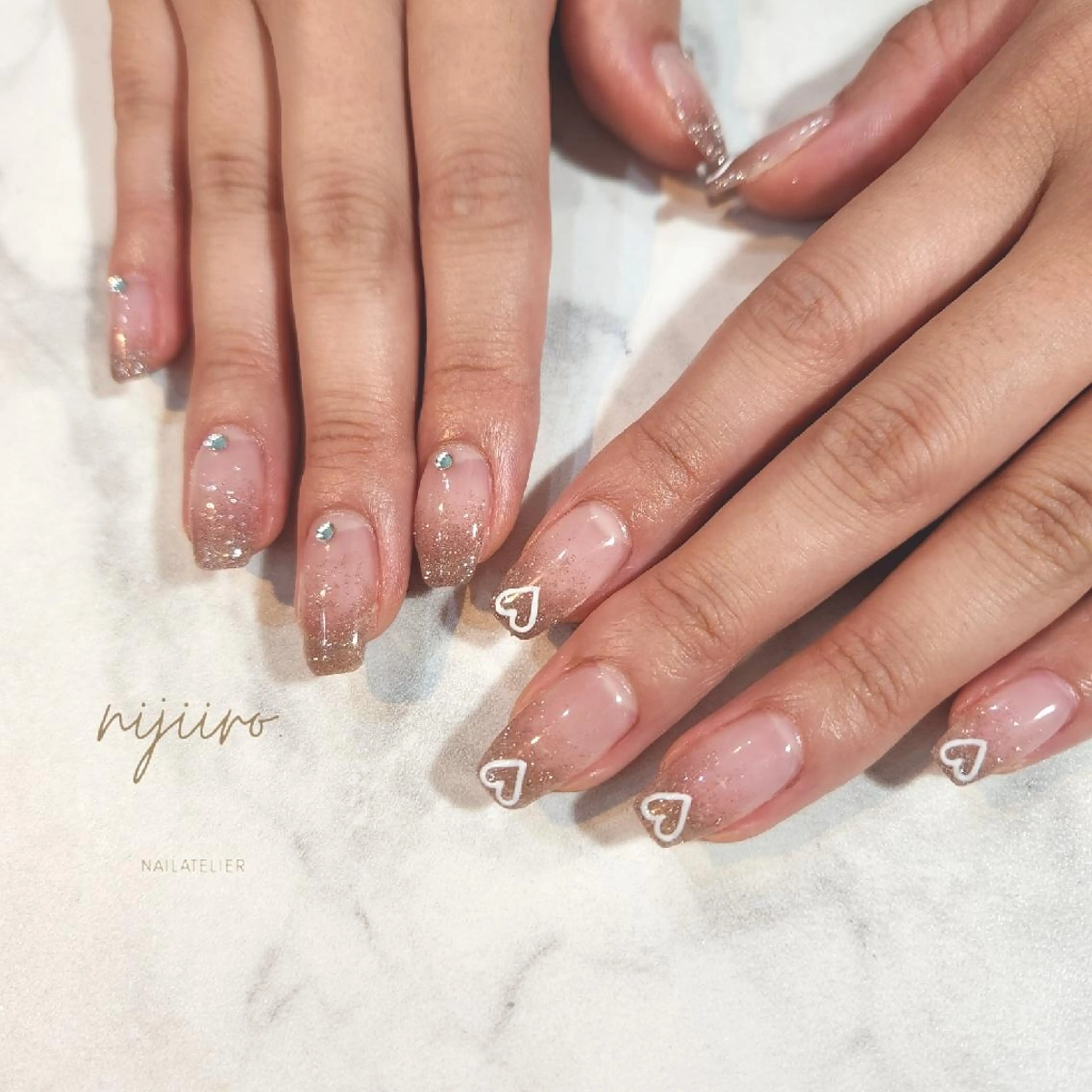 ネイル ハンドネイル nailatelier nijiiro.所属・nijiiro🌈 サトウのネイルデザイン