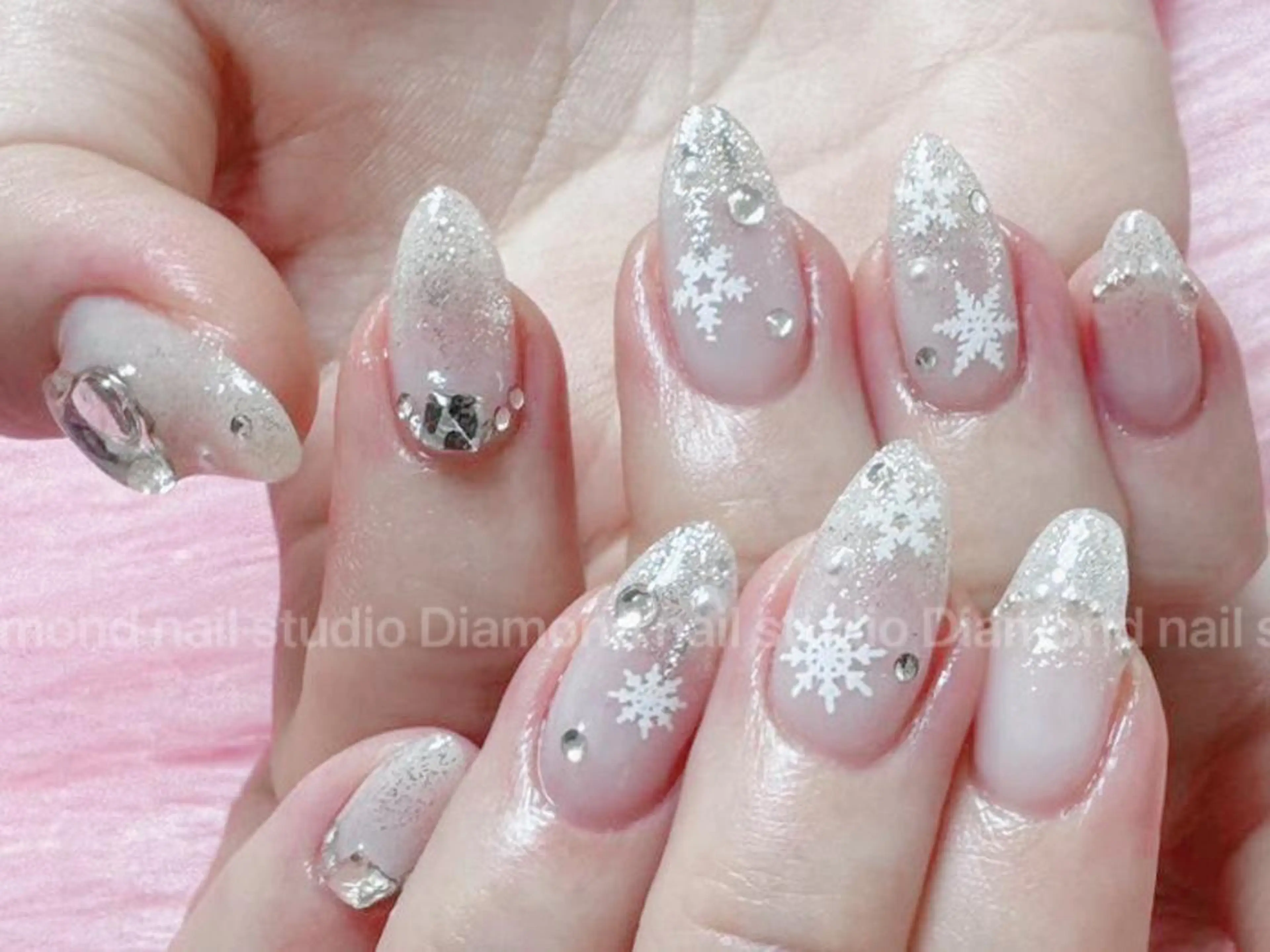 ネイル ハンドネイル ハンドケア Diamond 🚢のネイルデザイン