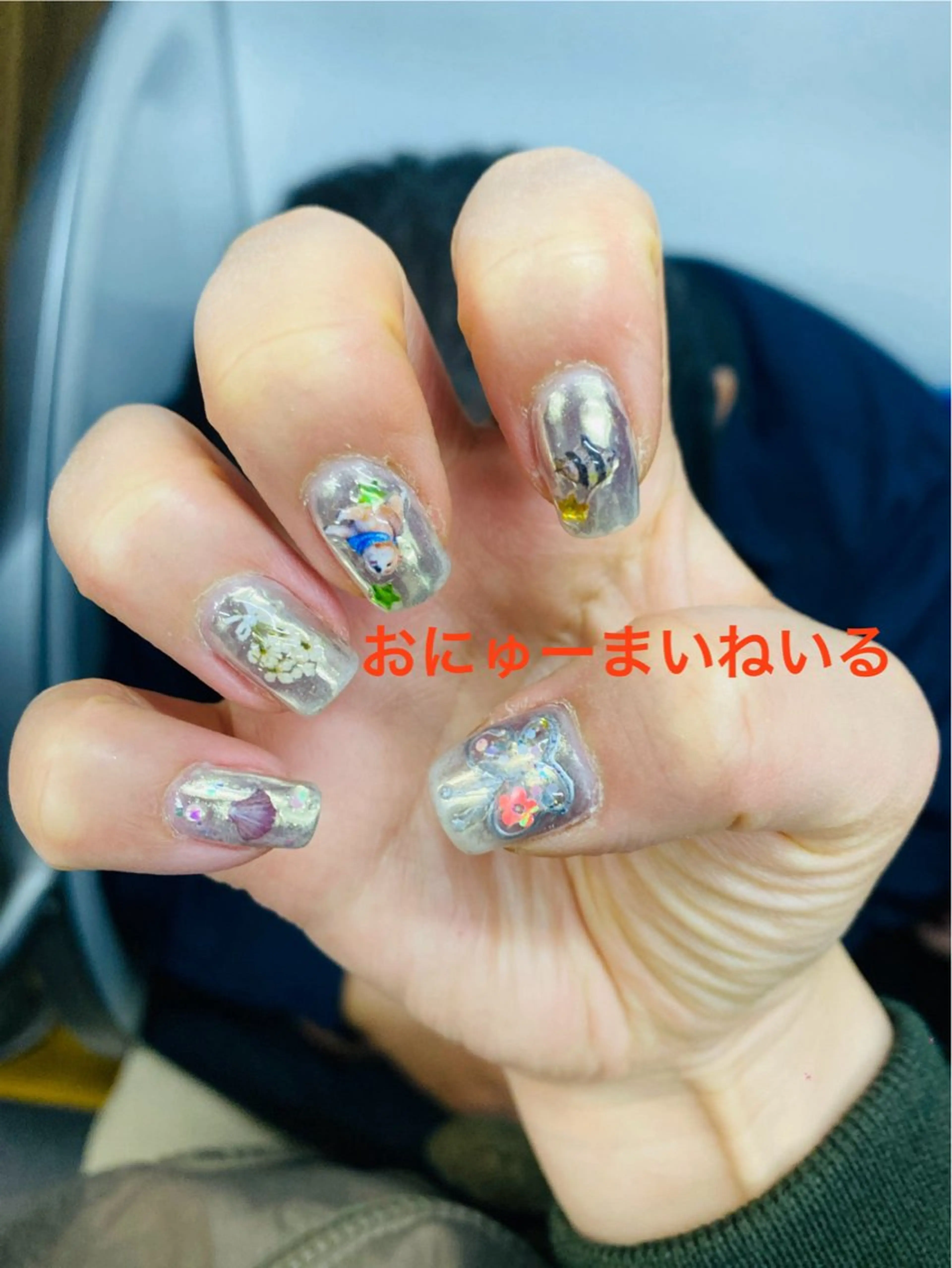 ネイル フラワーネイル ミラーネイル MAXKELLY AIのネイルデザイン