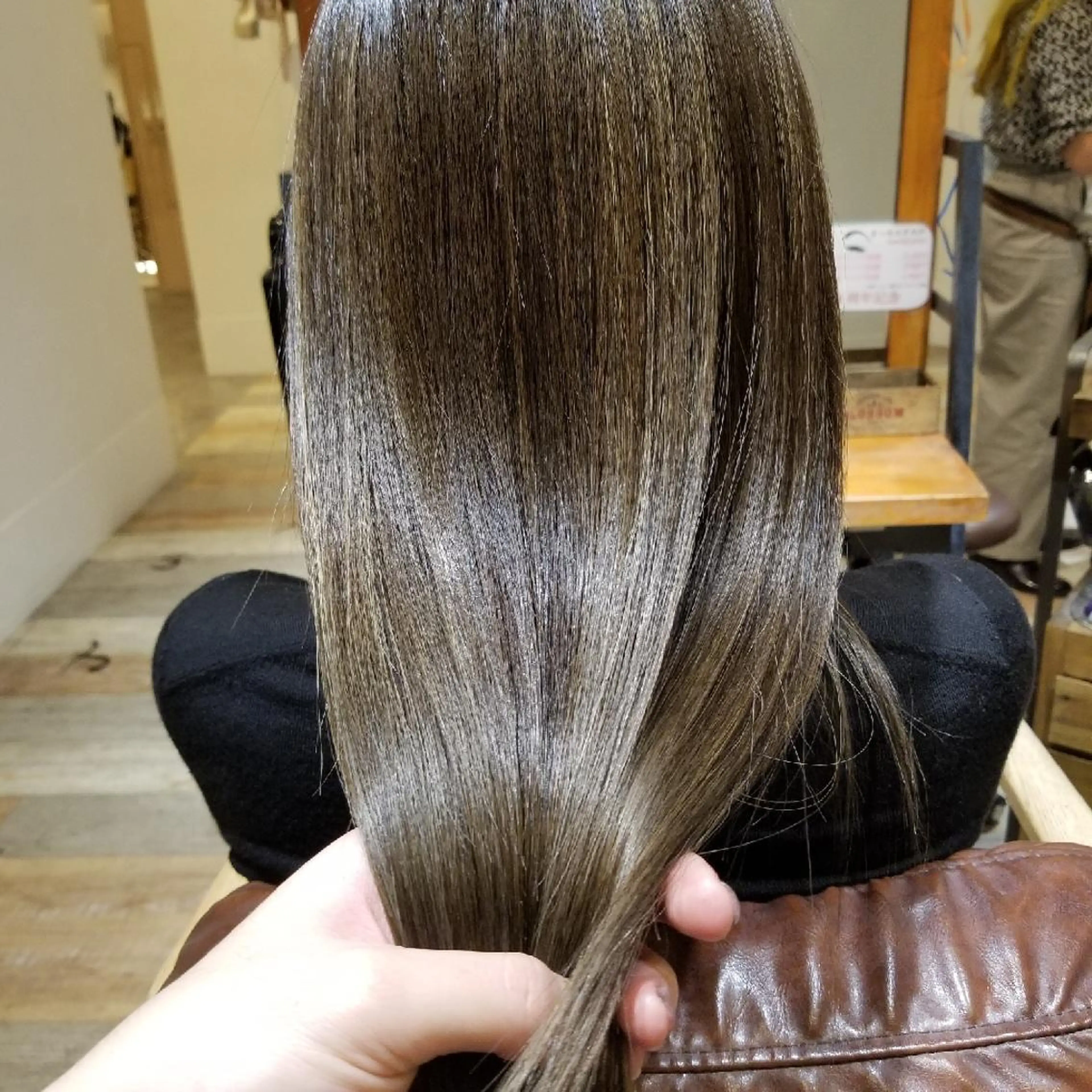 ロング カラー アクアカラー トリートメント シールエクステ♦️ レイヤー♦️福田晃大のヘアスタイル