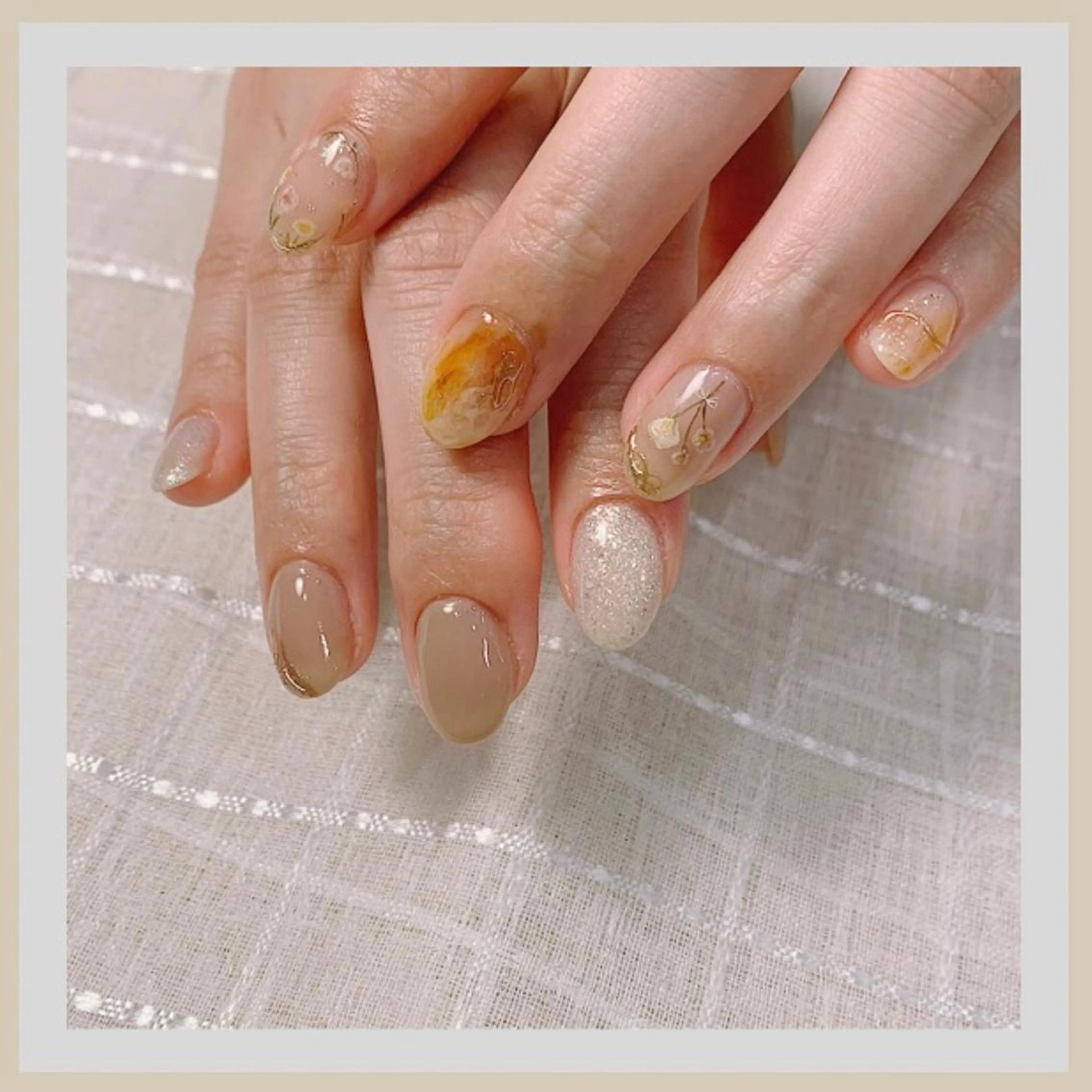 ネイル ブラウン mana ☾のネイルデザイン