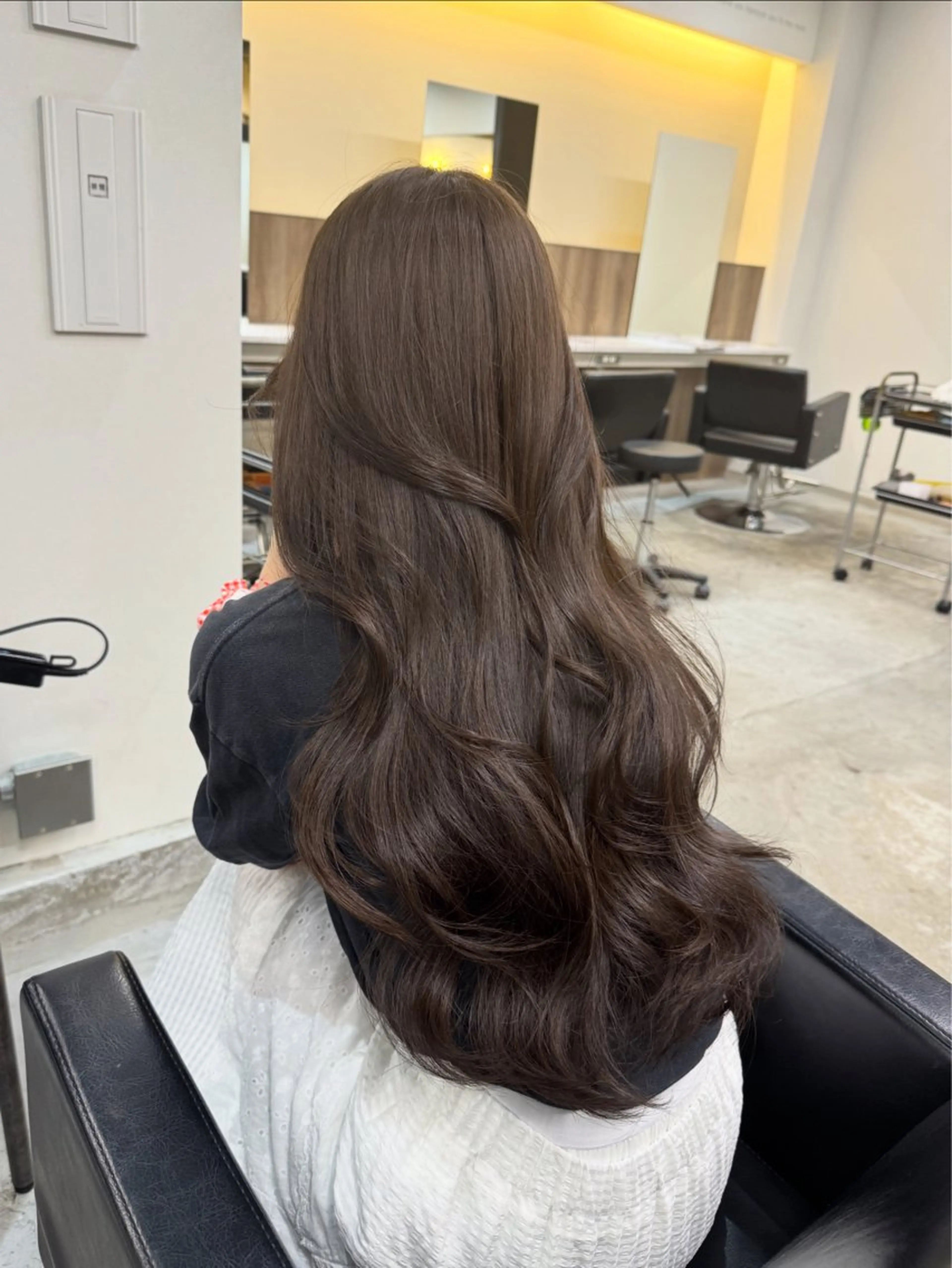 ロング カラー カット ヘアカラー 韓国ヘア🇰🇷 YUKINAのヘアスタイル