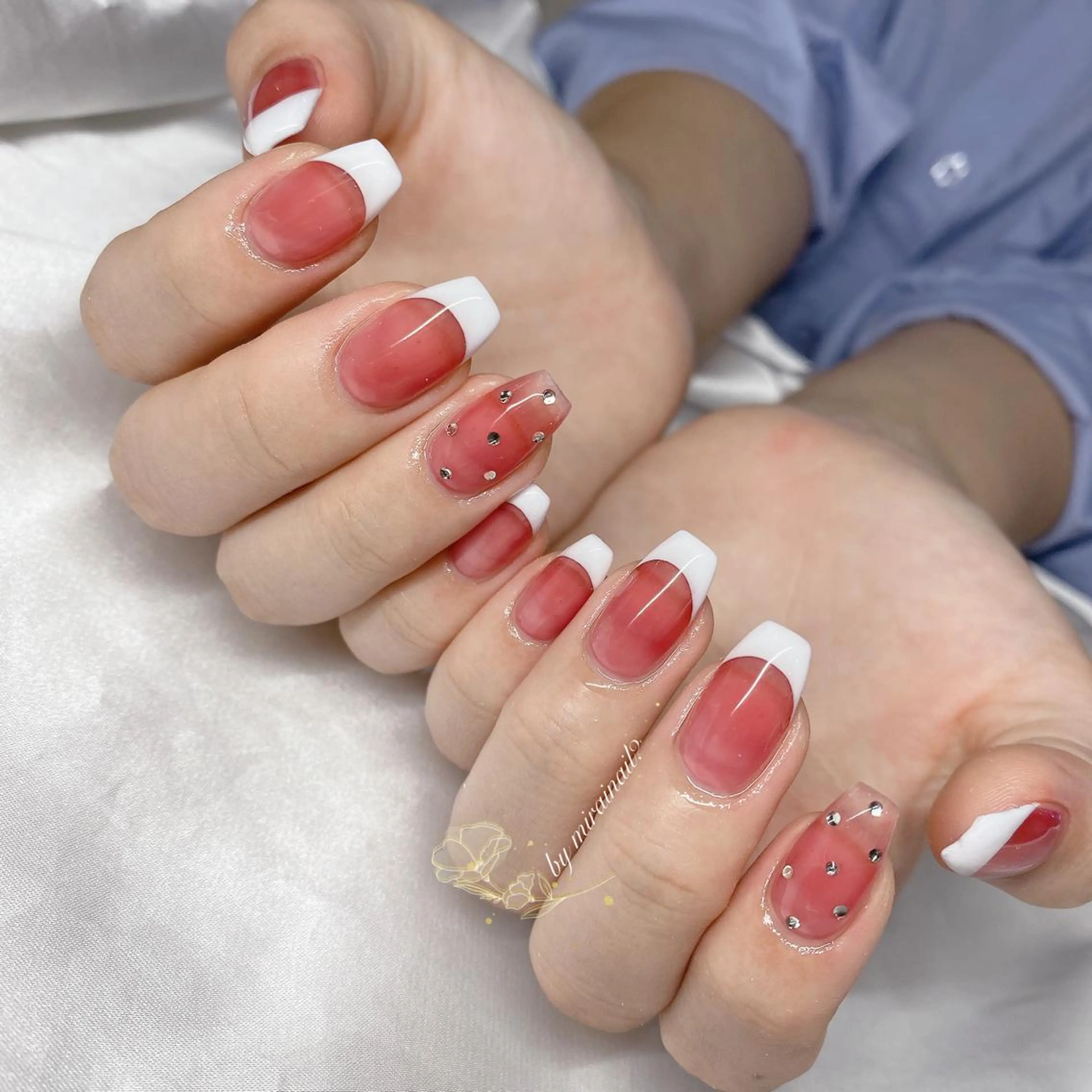 ネイル ネイルサロン 9Carats神田のネイルデザイン