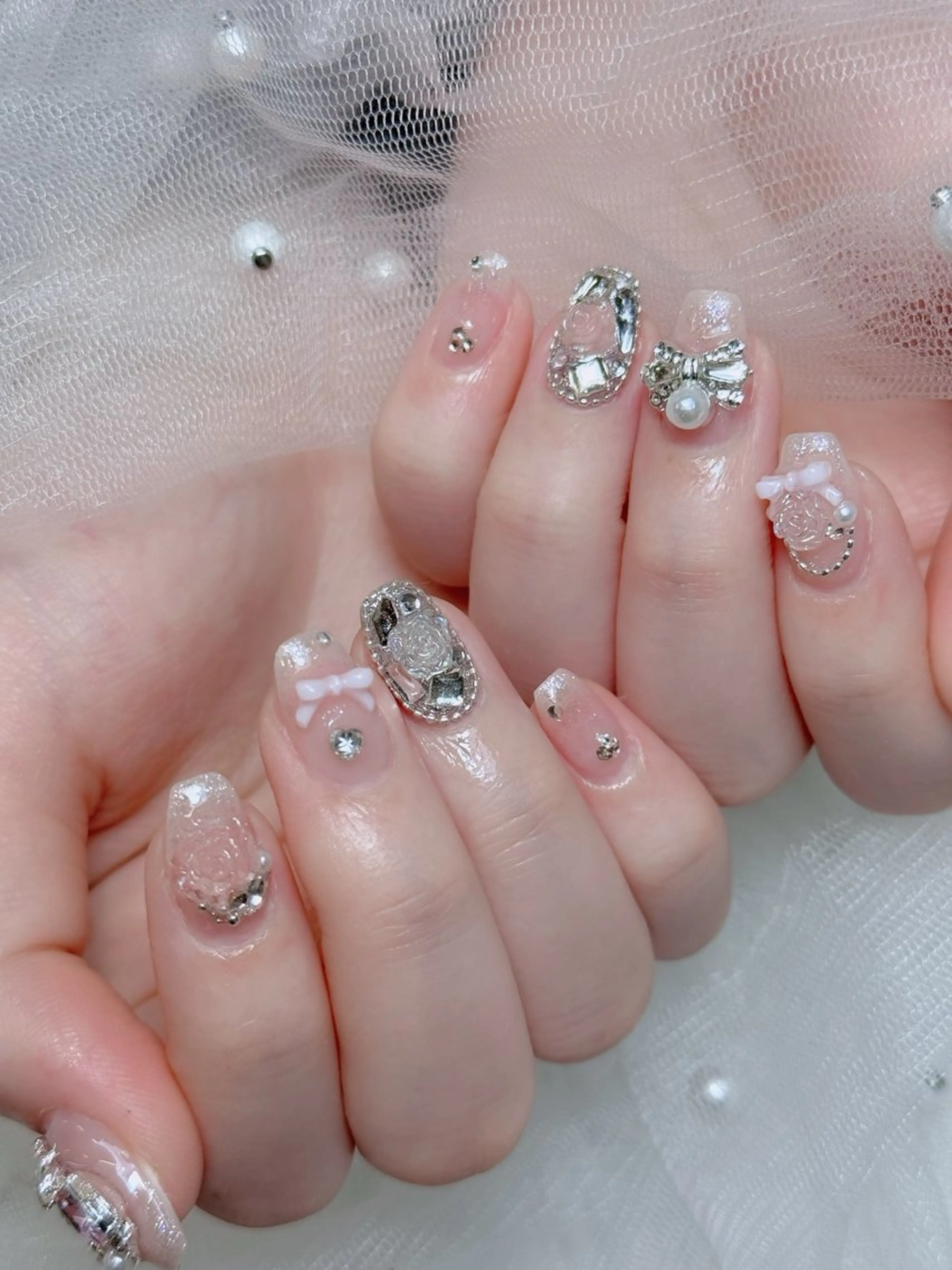 ネイル オーロラネイル チークネイル フットネイル フレンチネイル 韓国ネイル ハンドネイル Lumi Nailのネイルデザイン