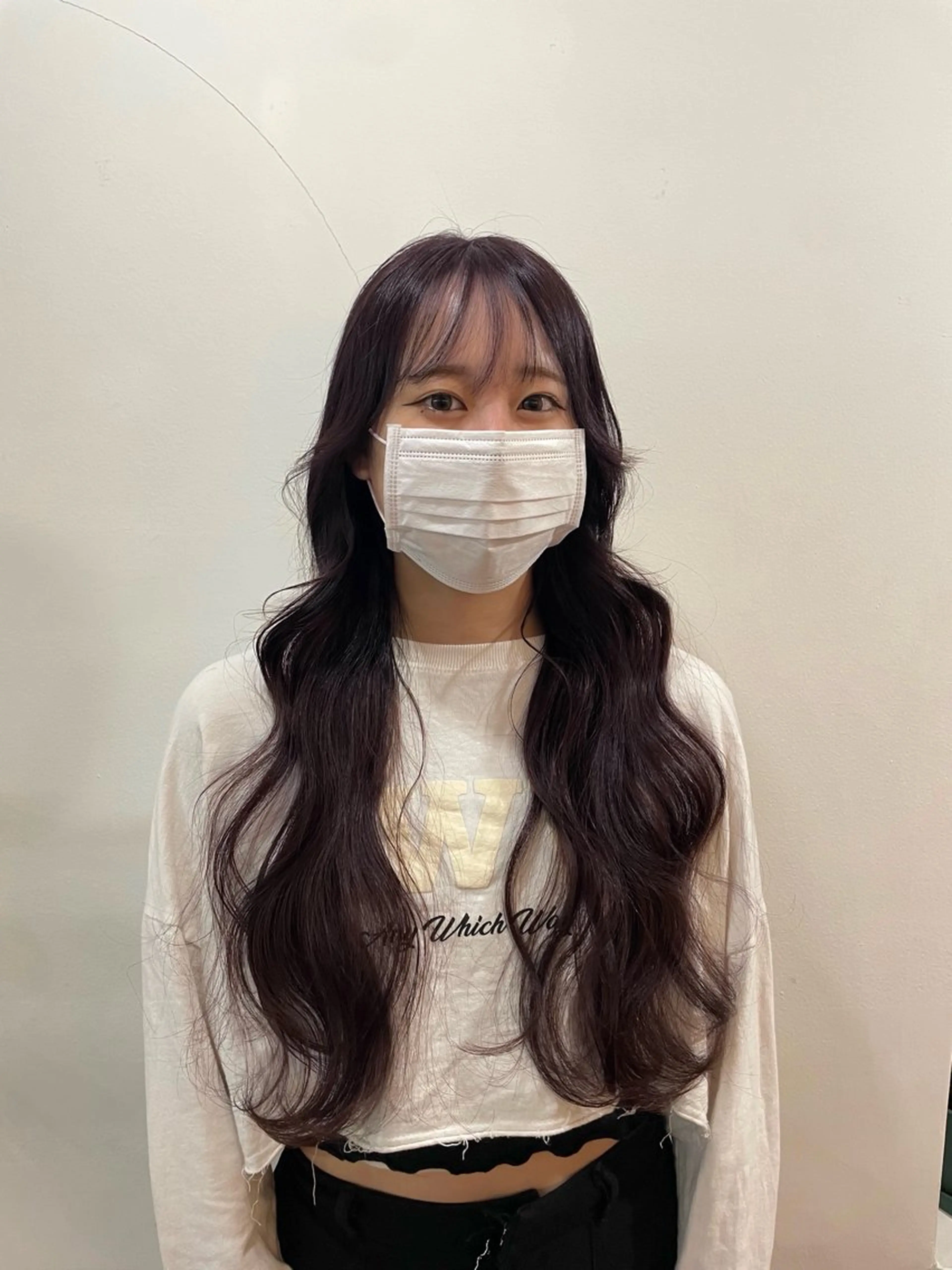 ロング カラー ブリーチ ケアブリーチ 透明感カラー イヤリングカラー インナーカラー カット ヘアカラー トリートメント mopa所属・mopa_kaede 暖色カラー/ロングのヘアスタイル