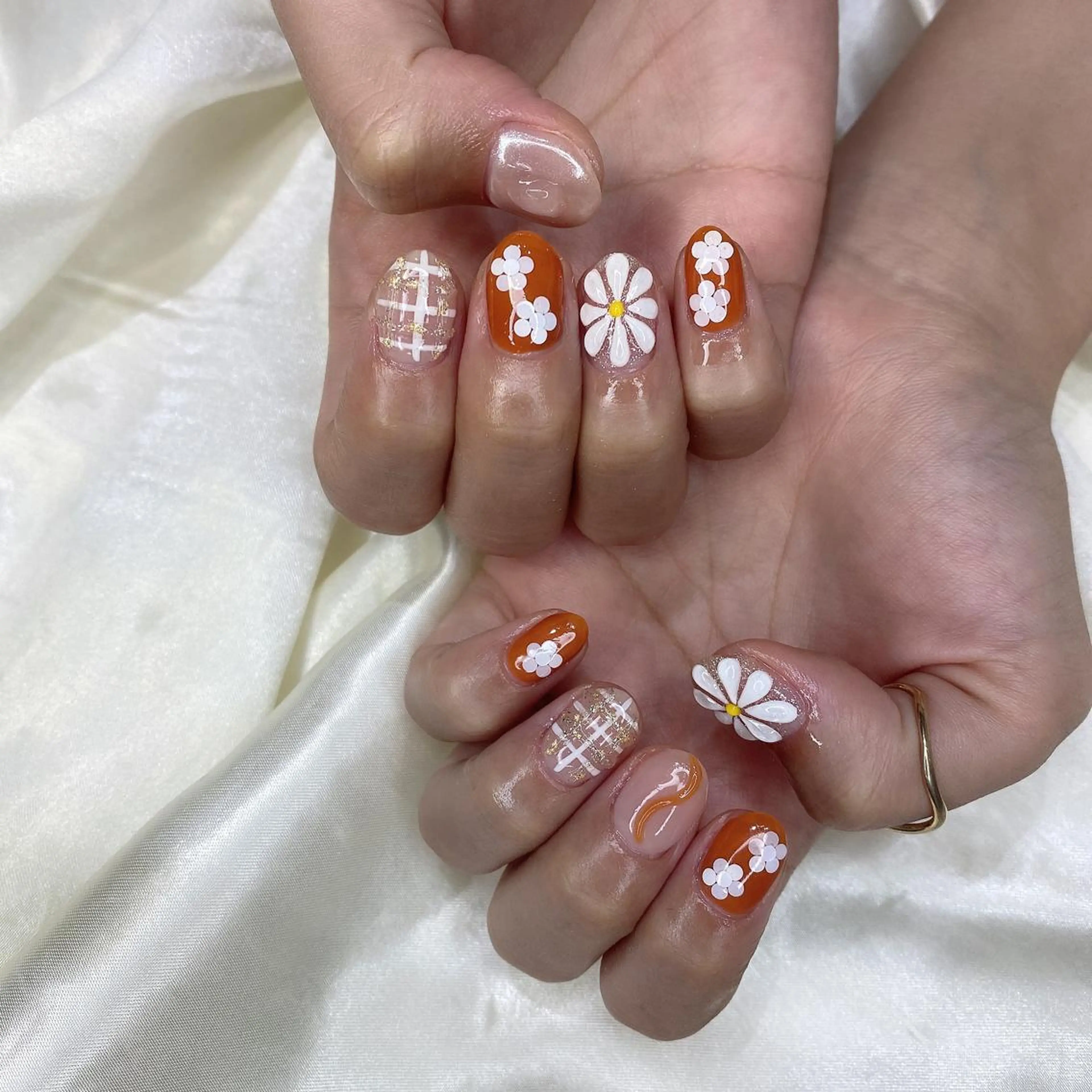 ネイル ハンドネイル 西岡 杏のネイルデザイン