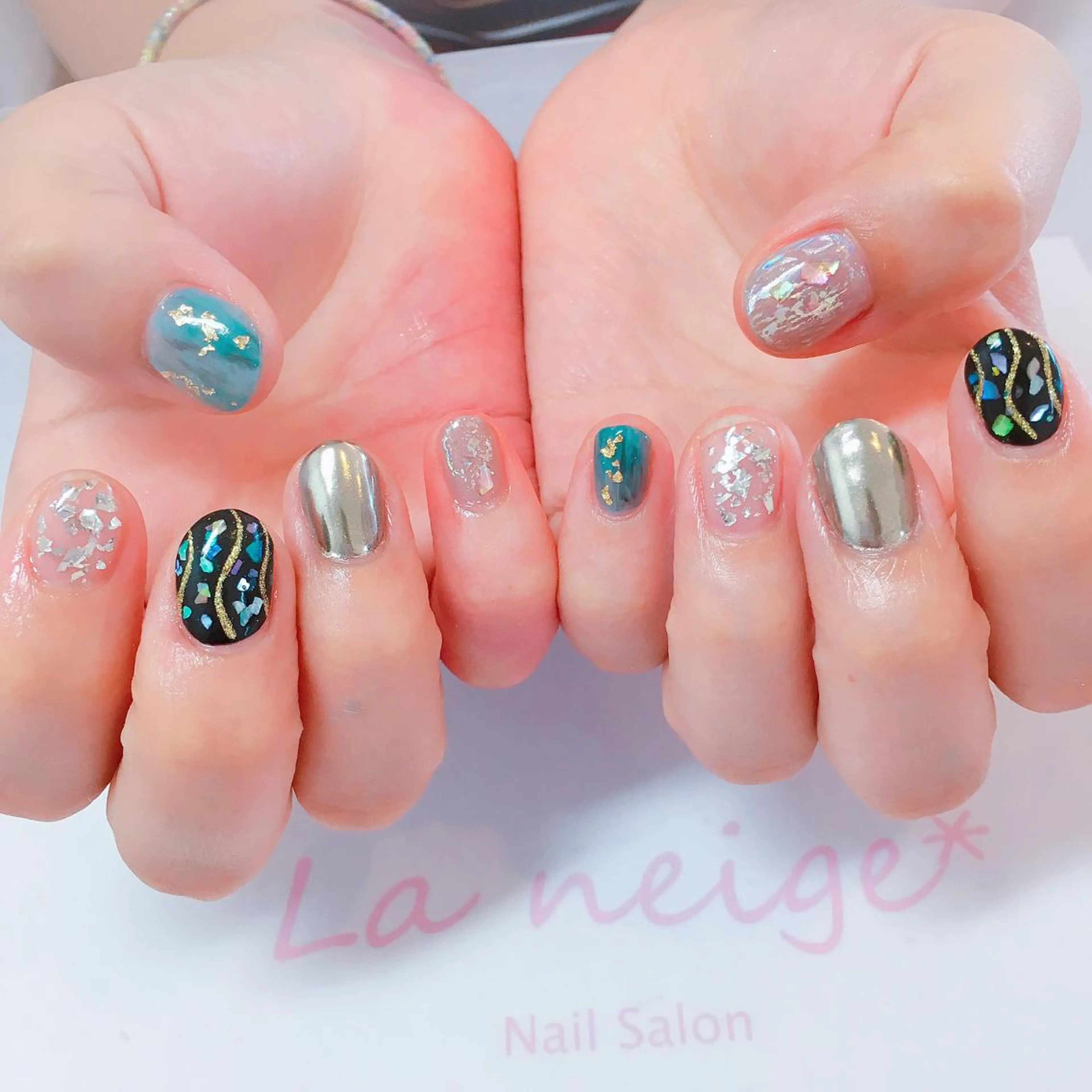 ネイル ニュアンスネイル La neige* yuki 🥯🍑のネイルデザイン