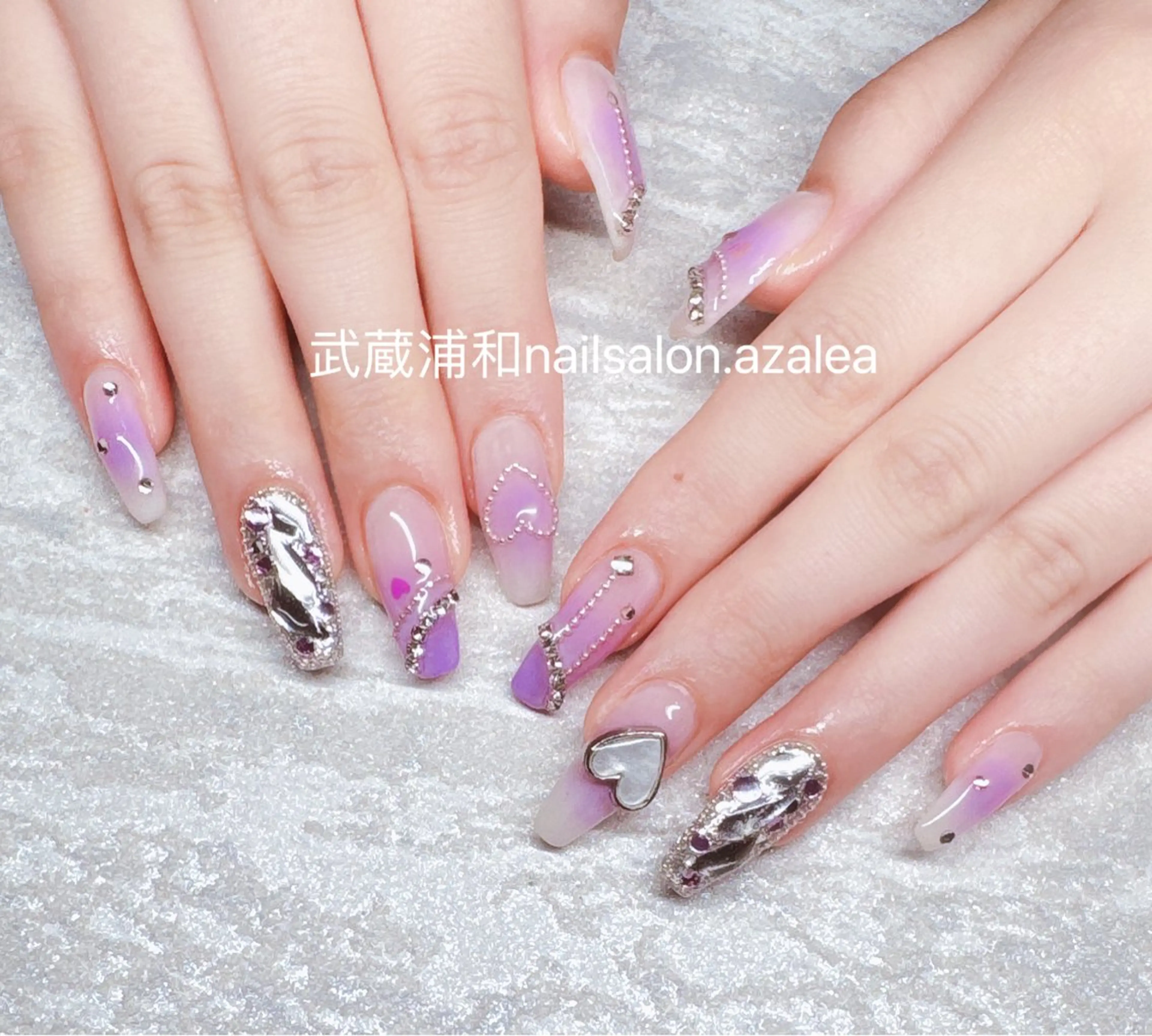 ネイル ハンドネイル R inのネイルデザイン