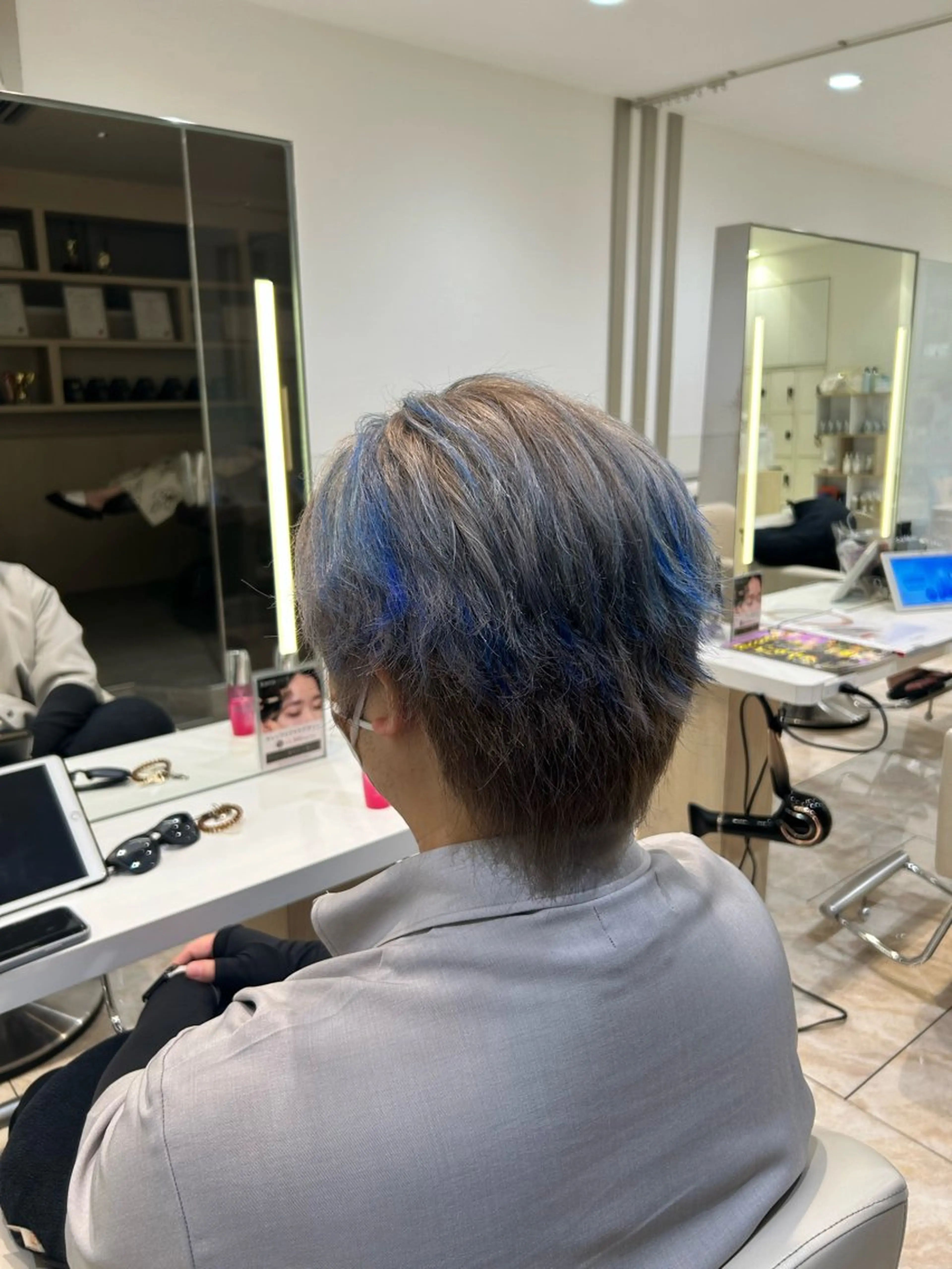 ショート カラー ヘアカラー はるか/ブリーチカラ ー/ヘアアレンジ🤍のヘアスタイル