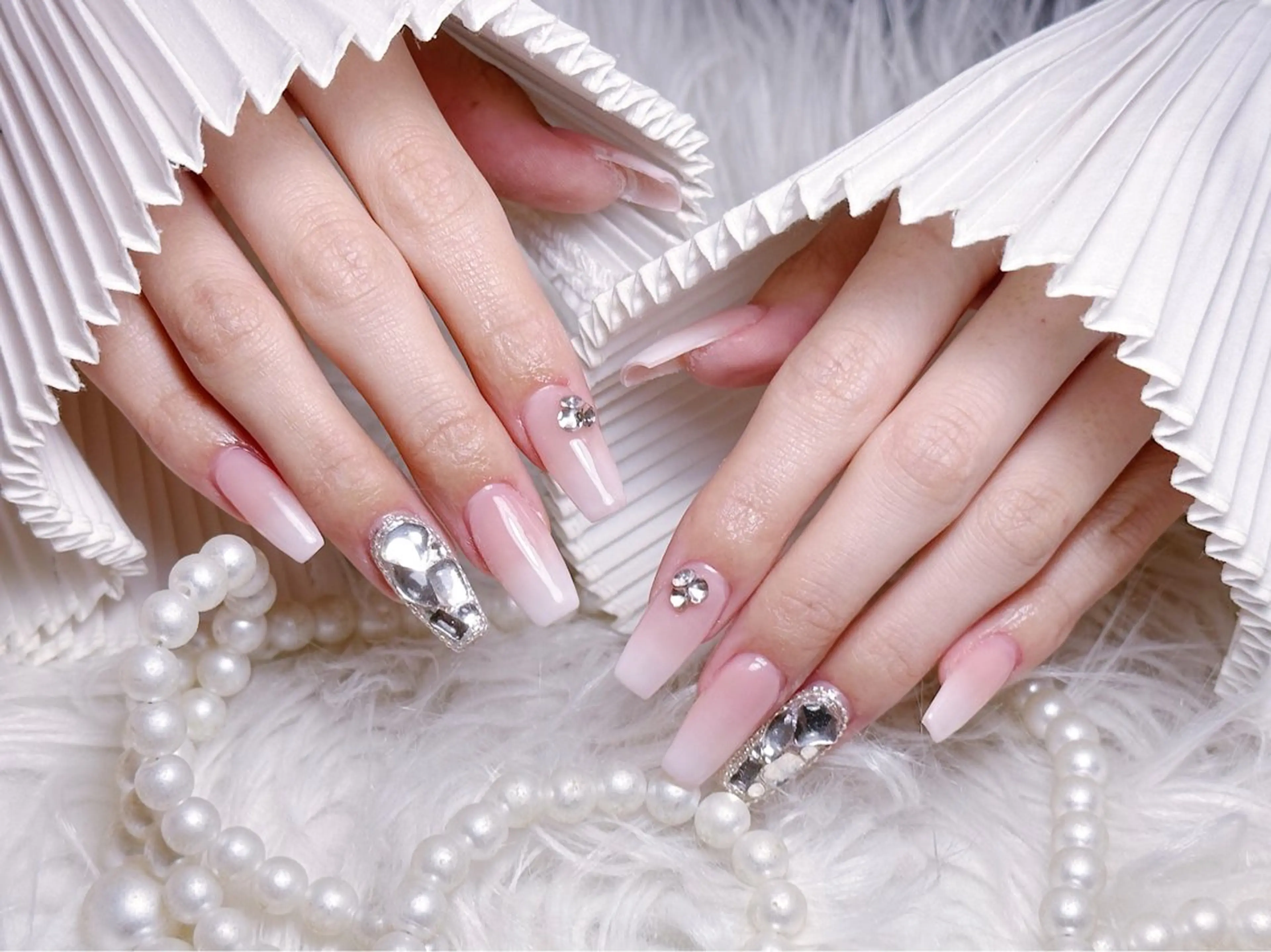 ネイル ハンドネイル ☁️Minmin Tsuki💙🩵のネイルデザイン