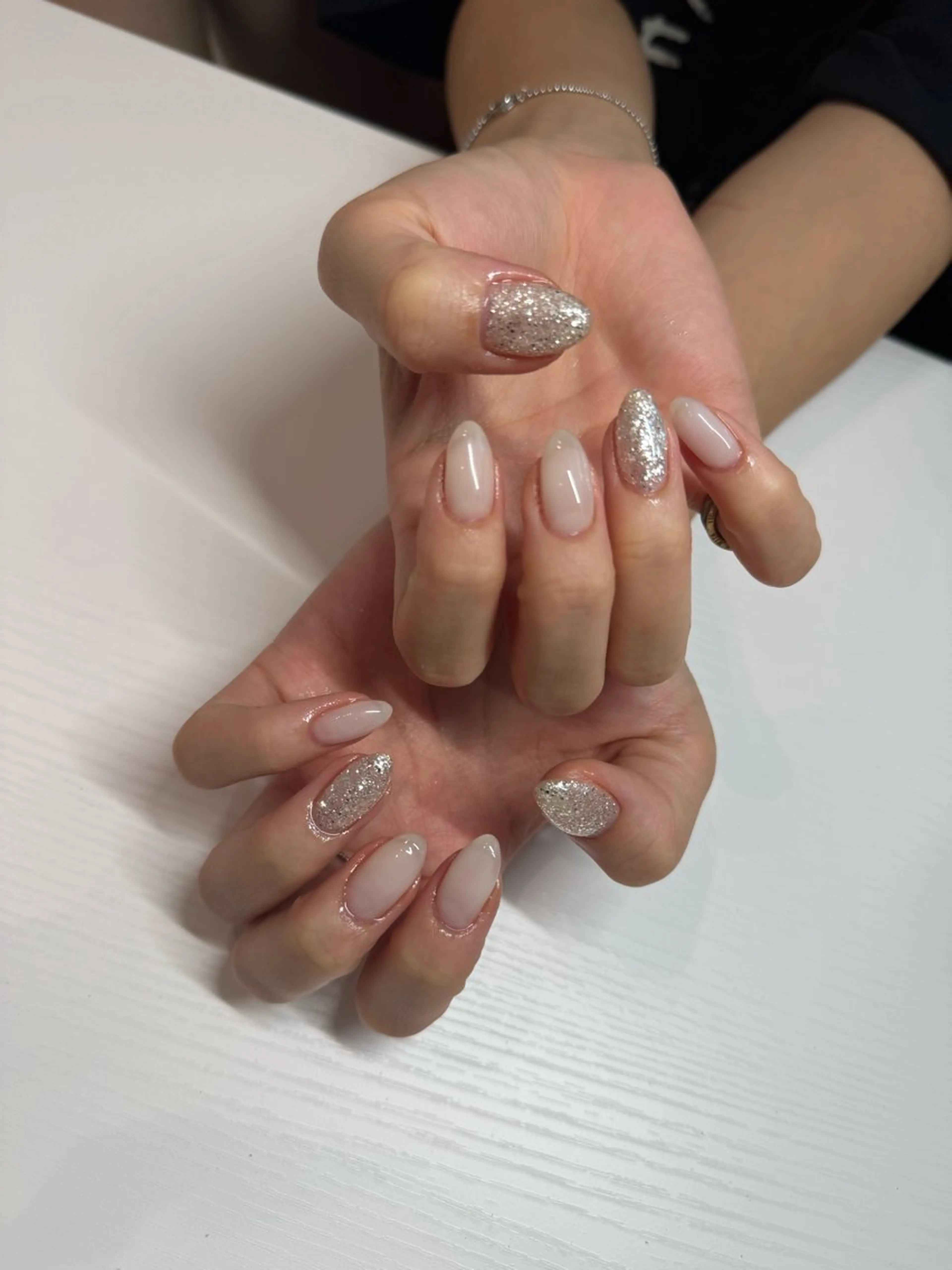 シンプルネイル(オフあり)の写真