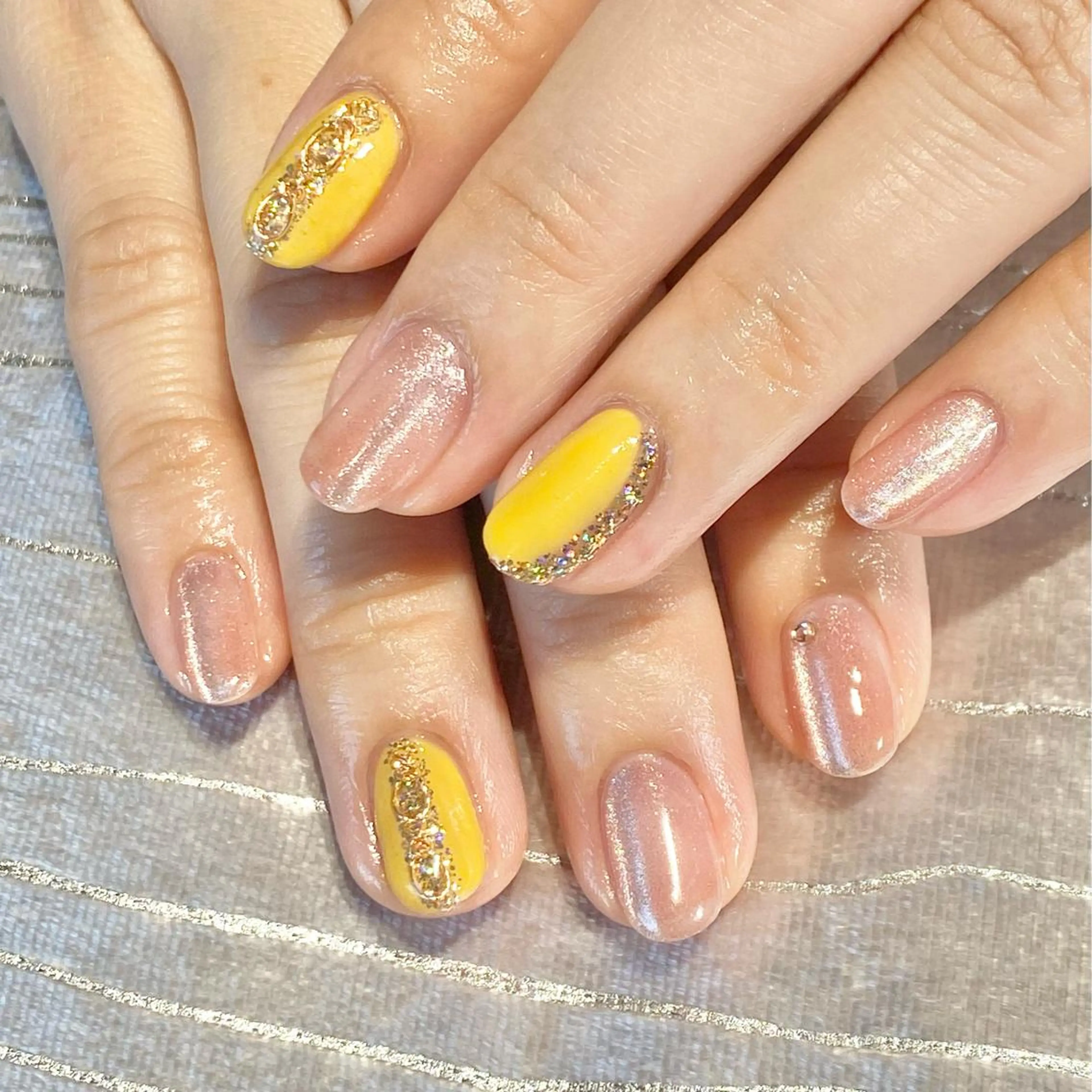 ネイル Flore (フロール)の眉毛・アイブロウイメージ