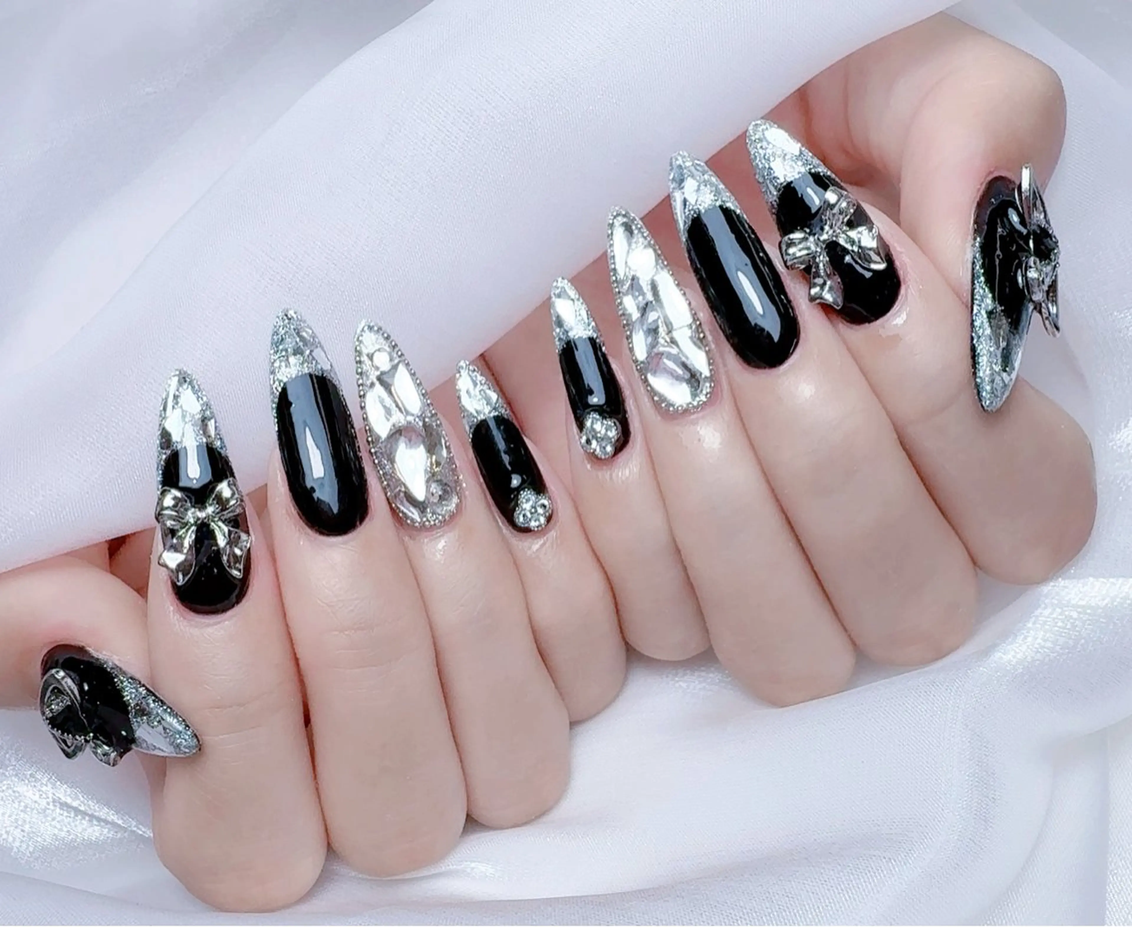 ネイル ハンドネイル M🌷nail 長さだし専門店のネイルデザイン