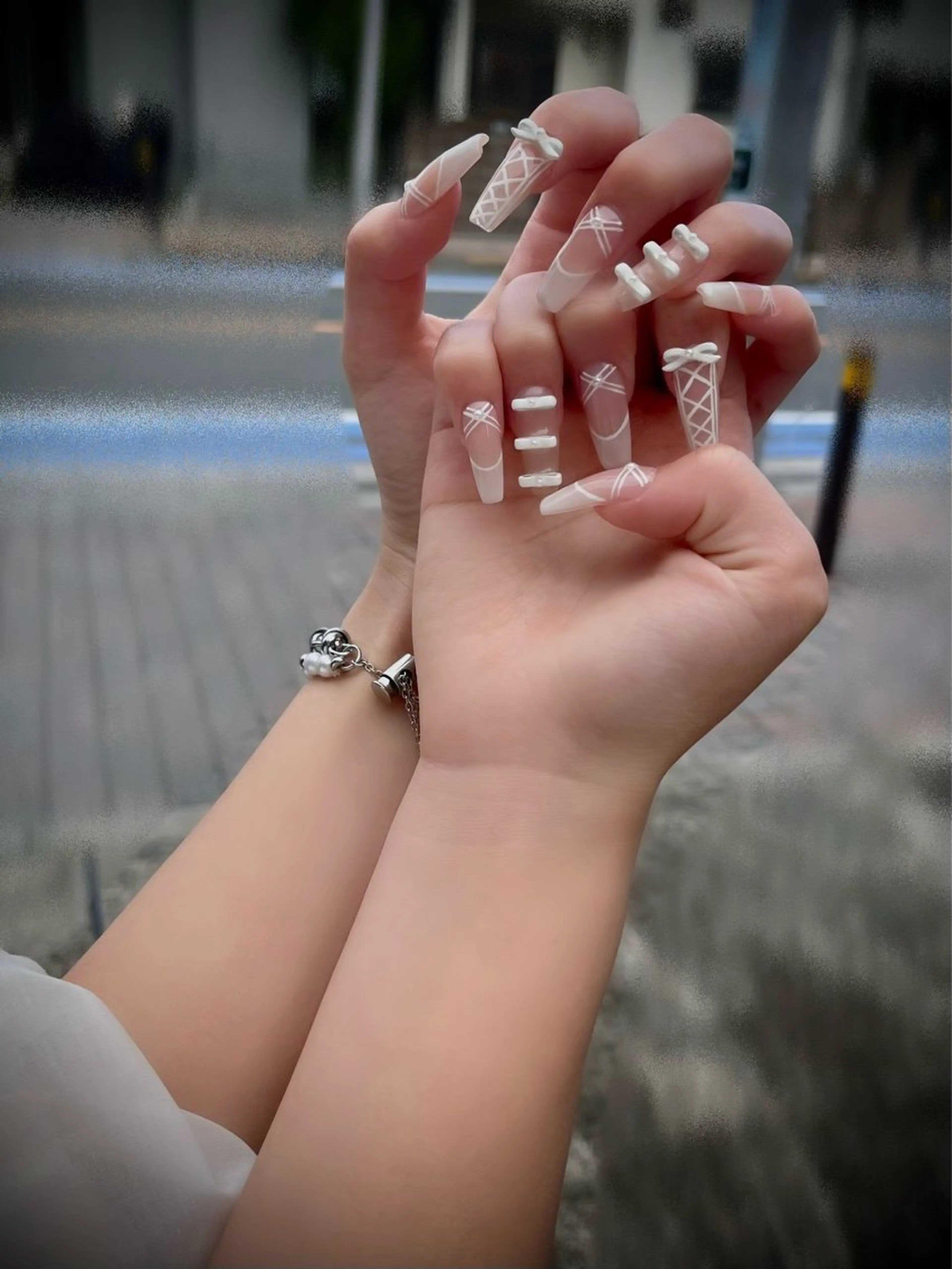 ネイル フットネイル キラキラネイル マグネットネイル ワンカラーネイル スカルプネイル nine.🦋 YUKOのネイルデザイン