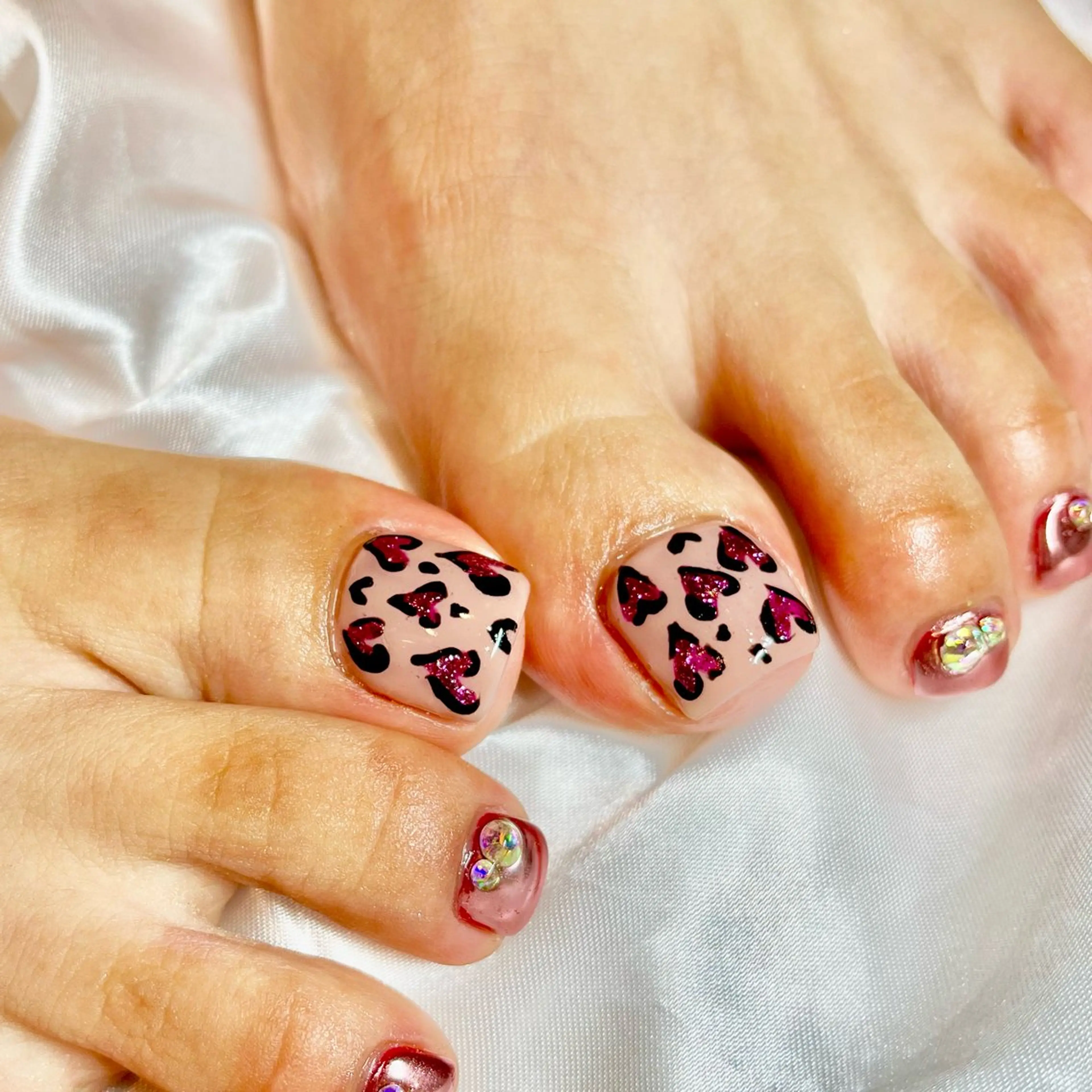 ネイル 🌈ISHII MlUのネイルデザイン