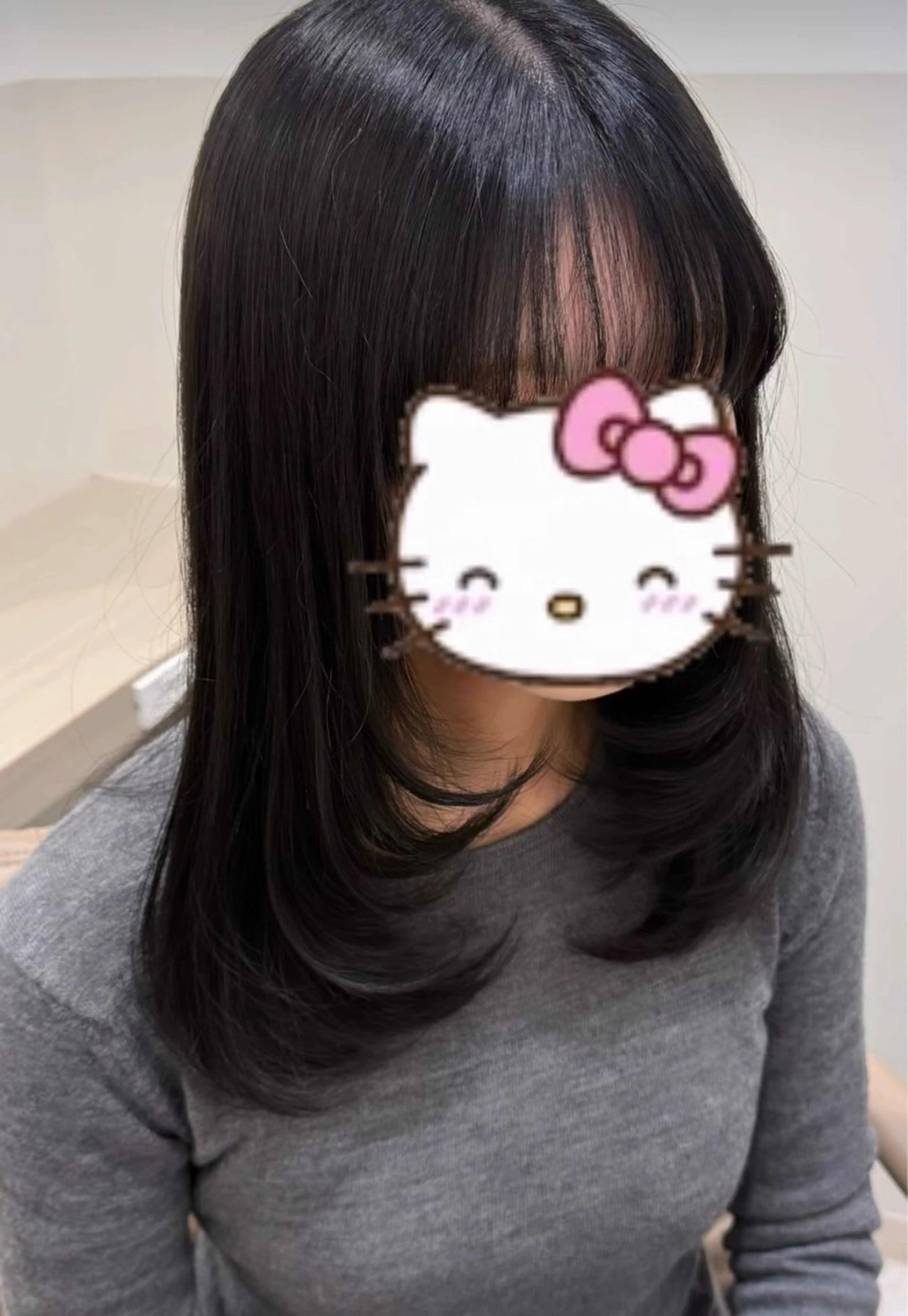 セミロング レイヤーカット ヘアカラー SALOWIN MITO所属・nana /ベージュ / 透明感カラーのヘアスタイル