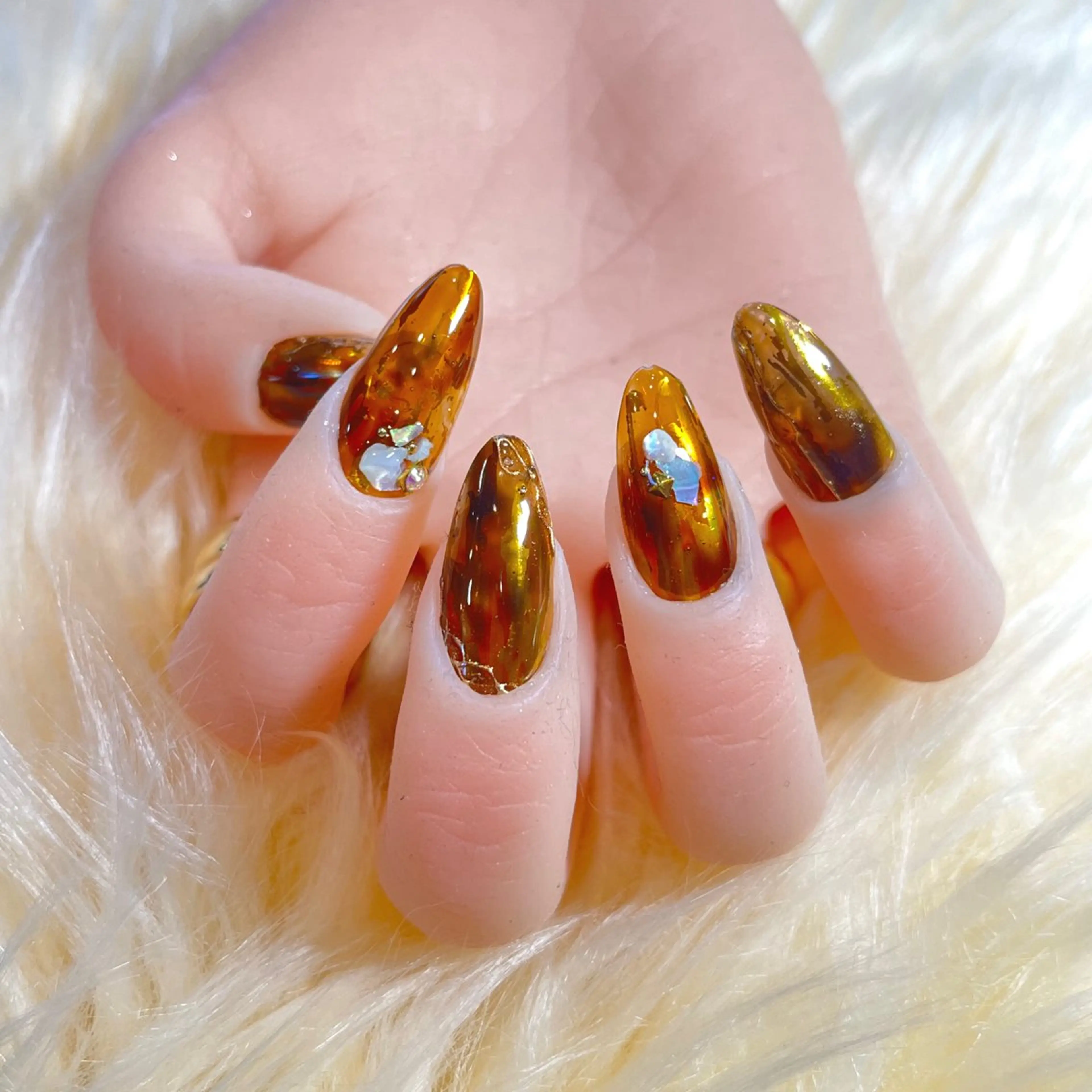 ネイル ハンドネイル Betty ✶のマツエク・マツパデザイン