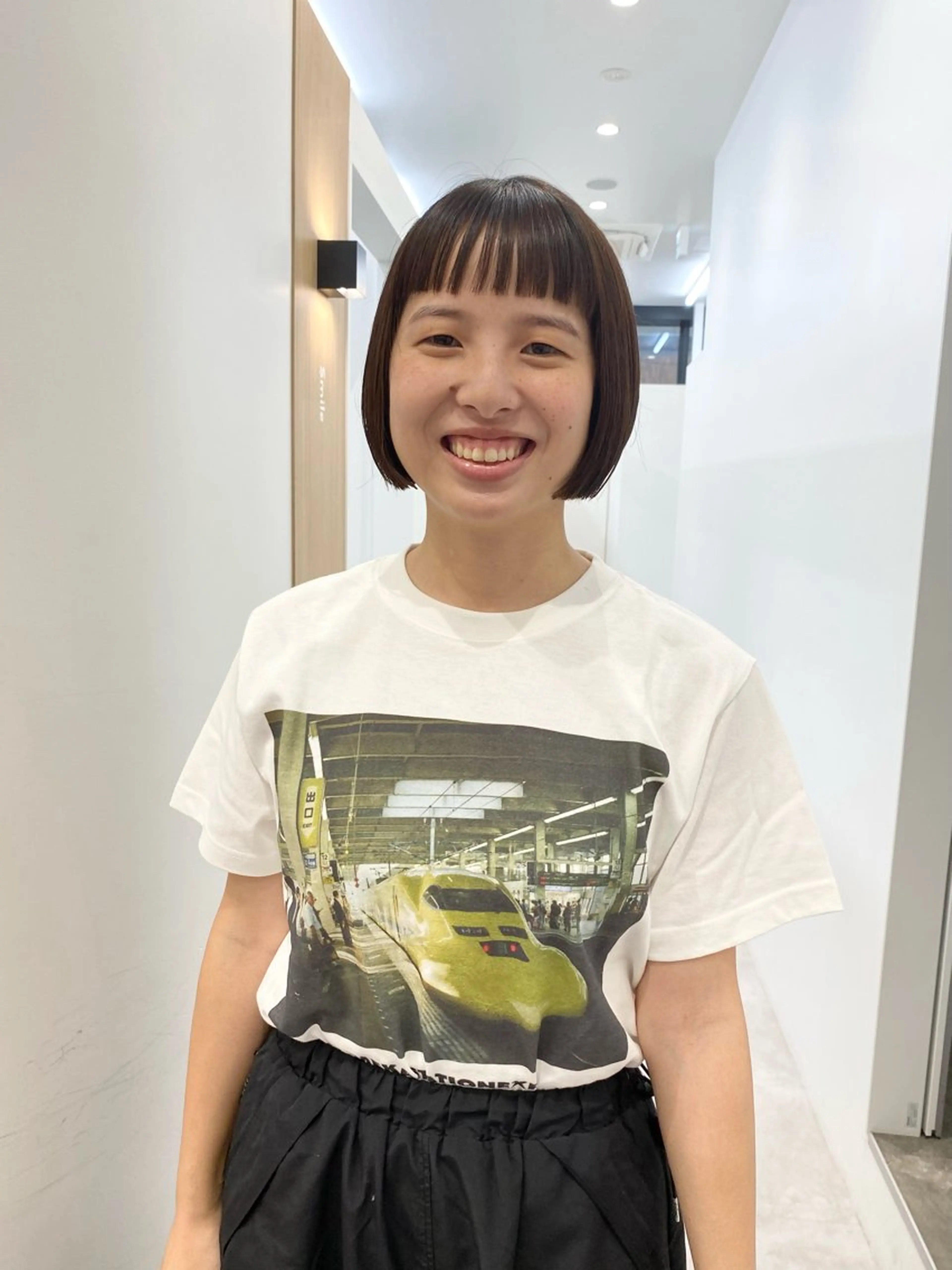 ショート ボブ オン眉 GO TODAY神戸三宮所属・あ きのヘアスタイル