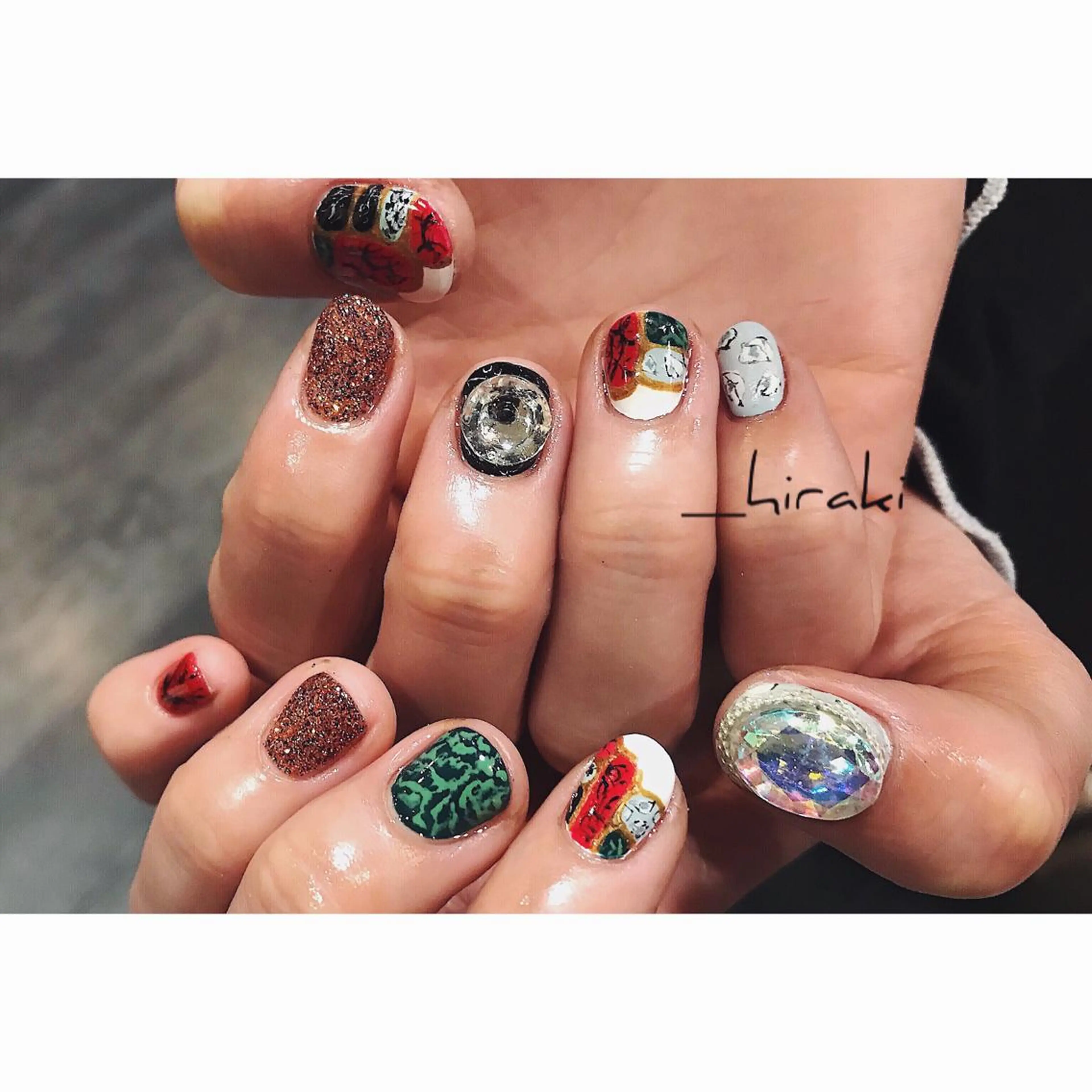 ネイル nail atelier AMBER所属・saori .の眉毛・アイブロウイメージ