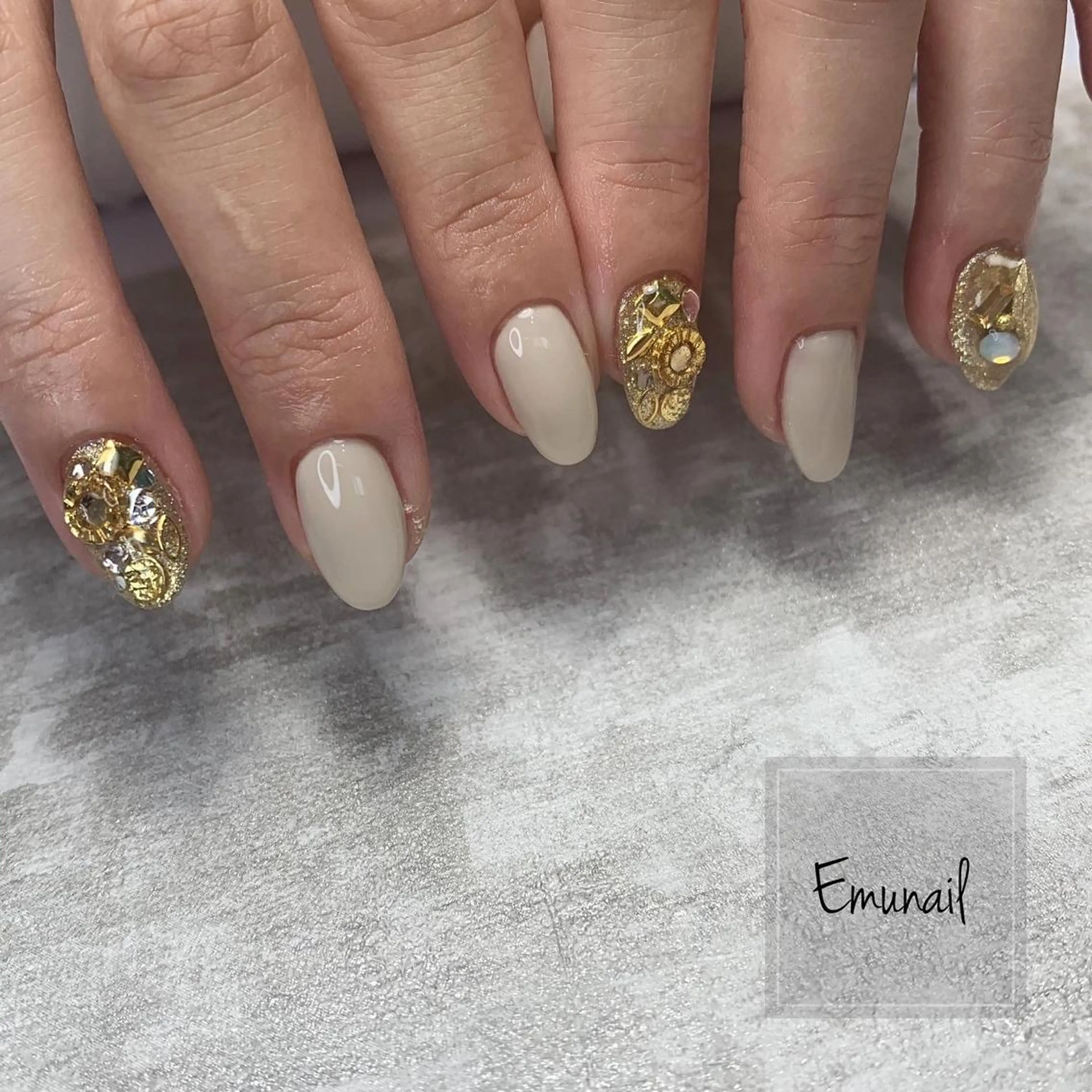 ネイル ハンドネイル Emu Nailのネイルデザイン