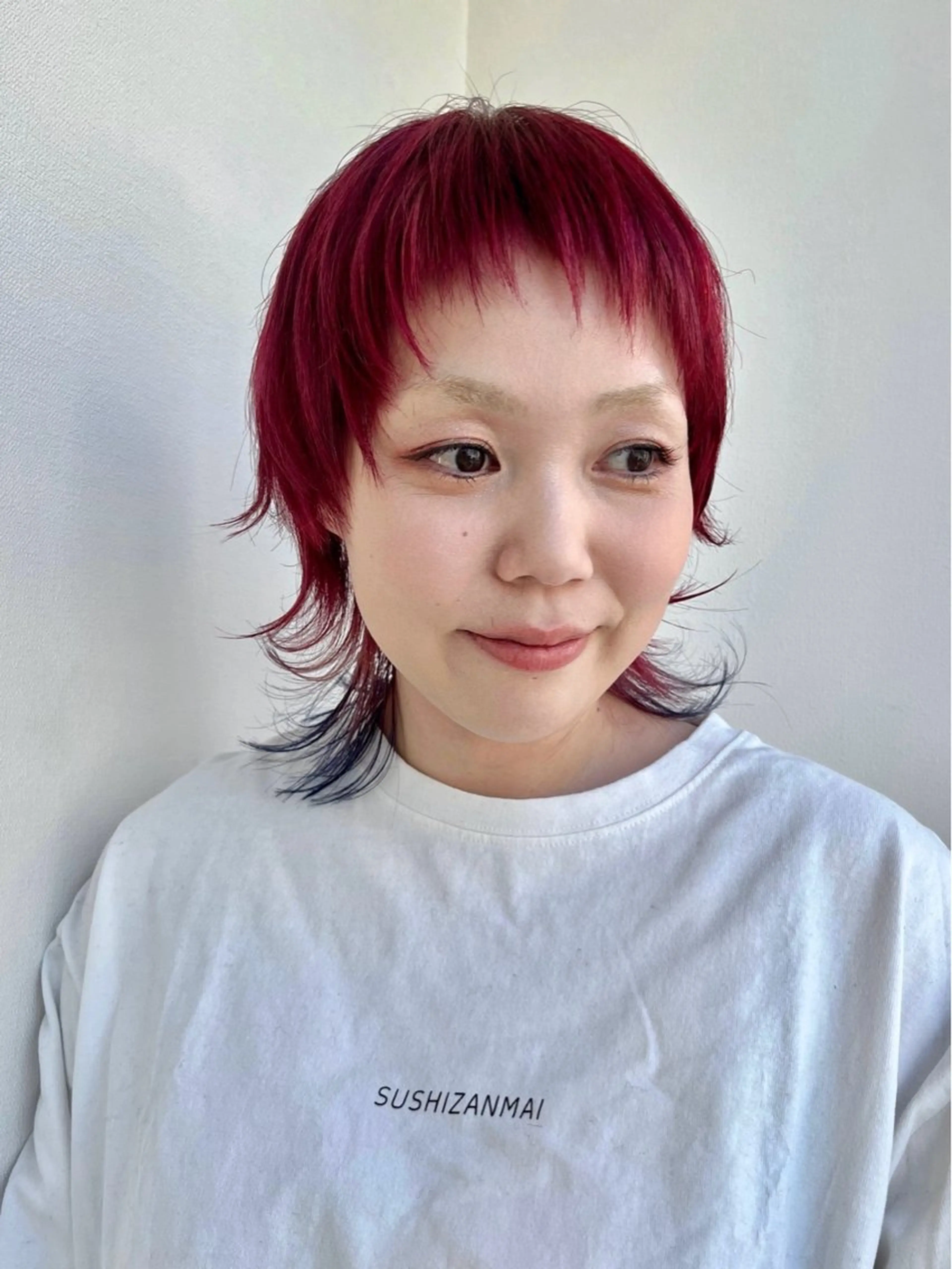 ショート カラー デザインカラー 狐カラー ウルフカット ヘアカラー direction所属・派手髪デザインカラー ヒロカのヘアスタイル